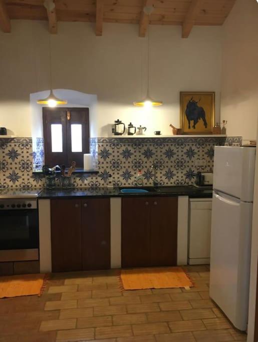Villa photo 3