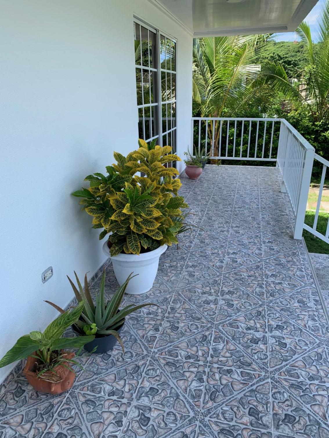 One-Bedroom Apartment with Garden View photo 2
