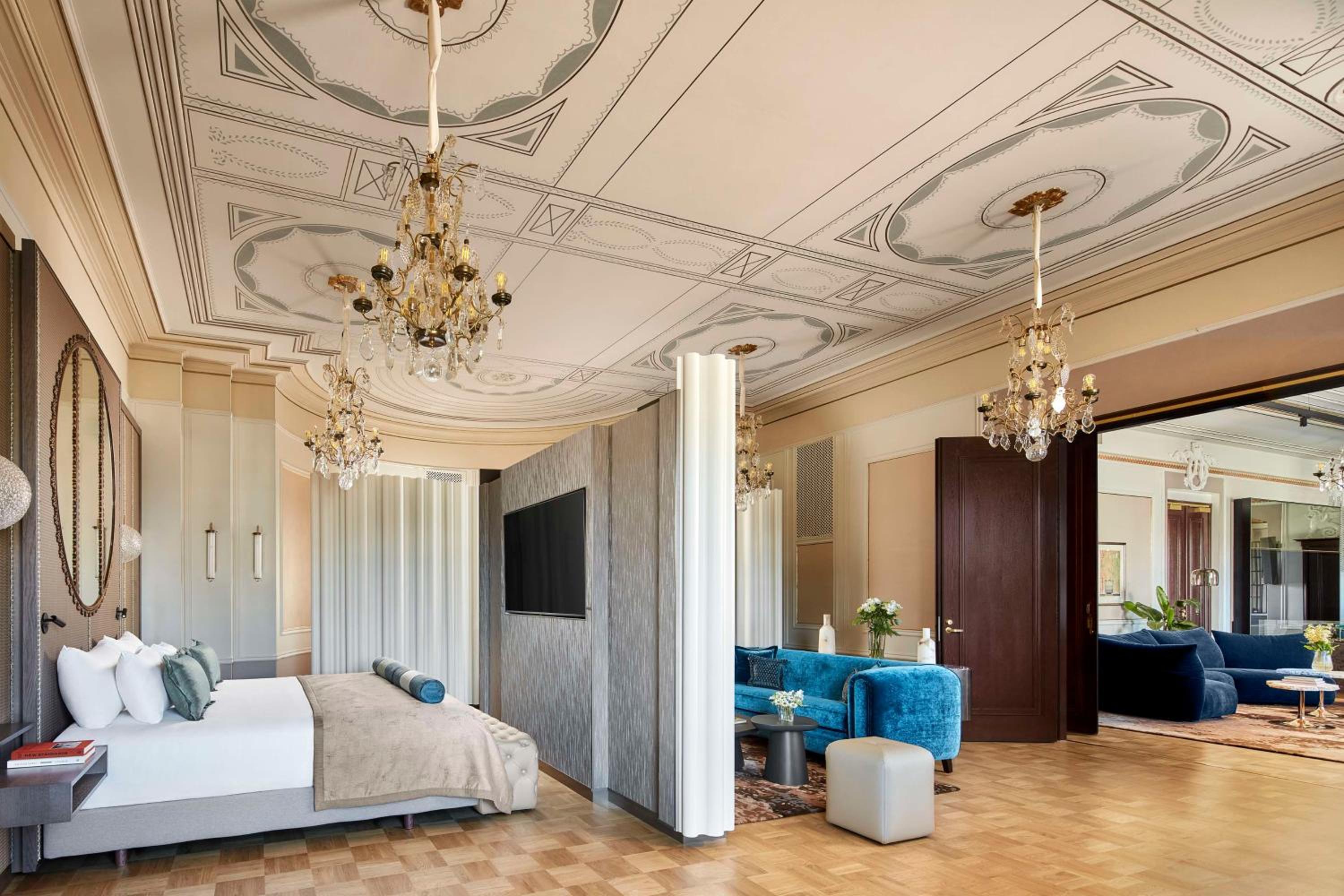 Presidential Suite photo 2