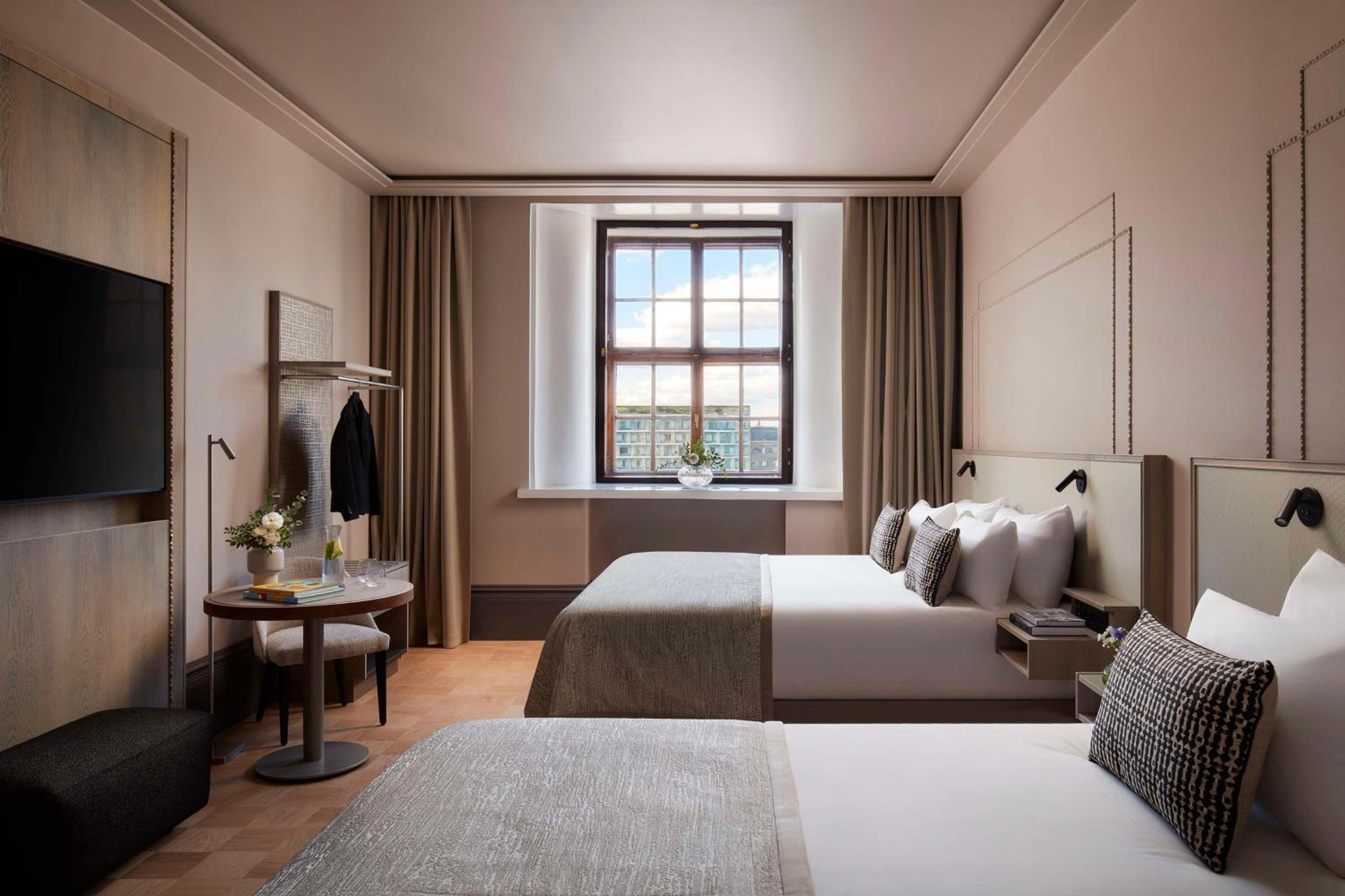 Premium XL Room - Photo 8