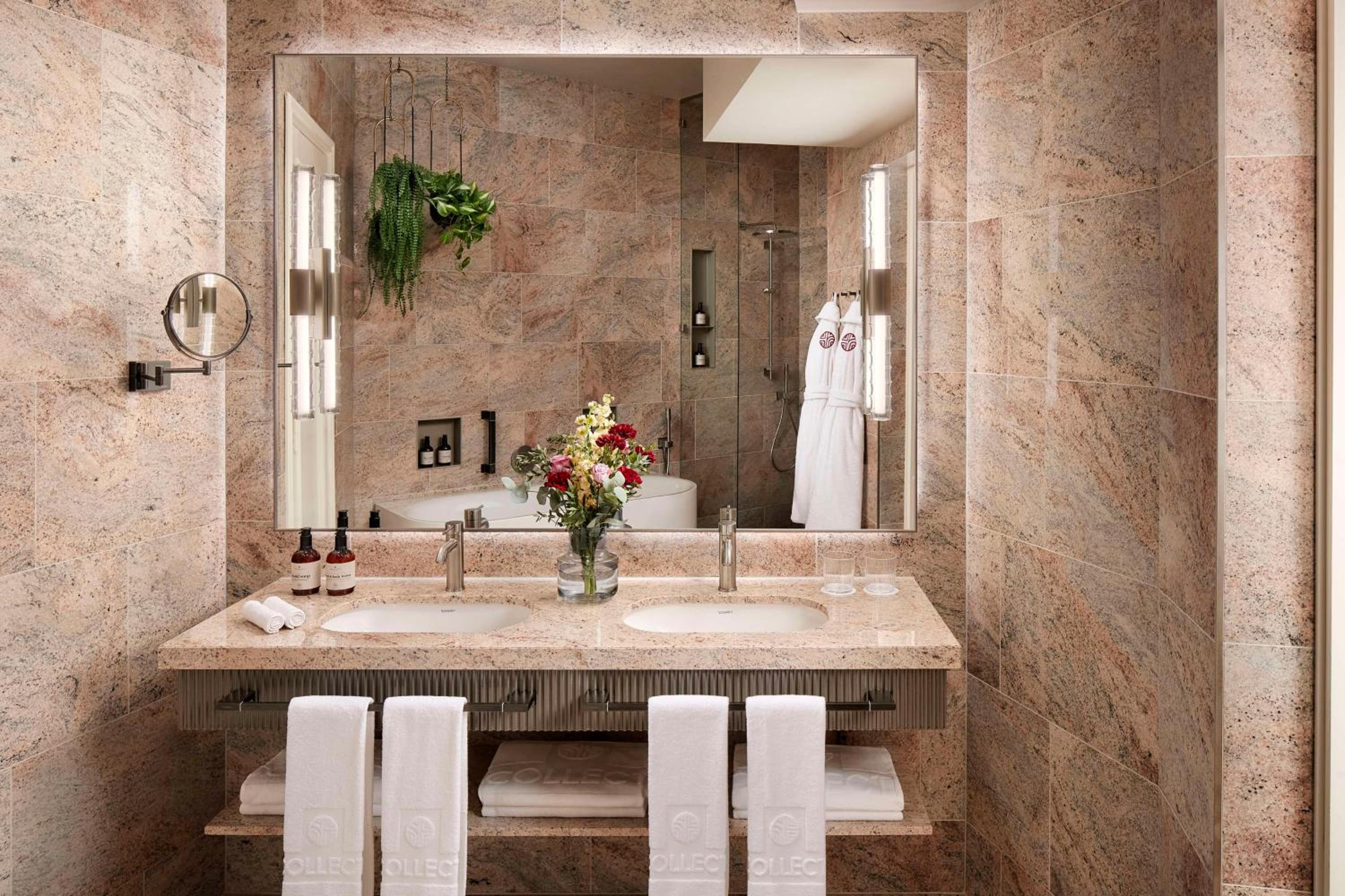 Presidential Suite photo 3