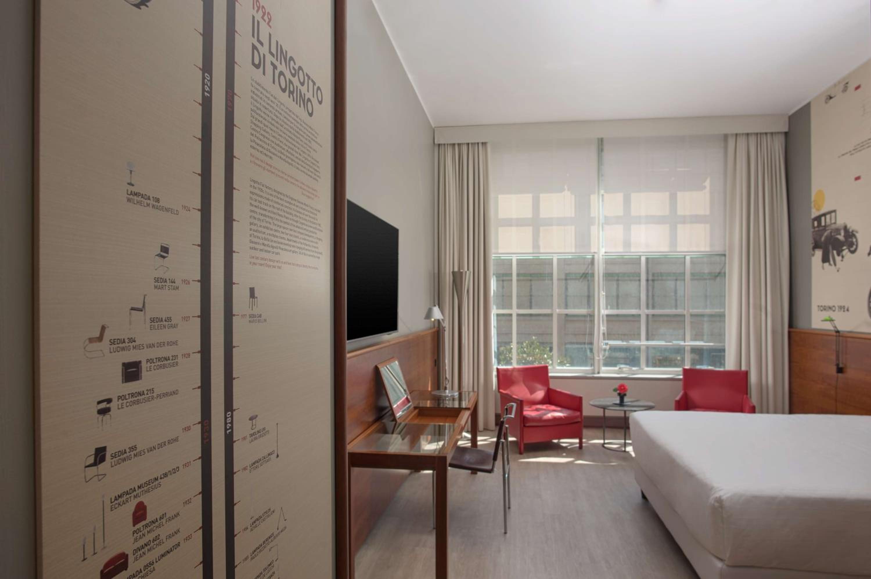 Standard Double or Twin Room with View - Photo 3