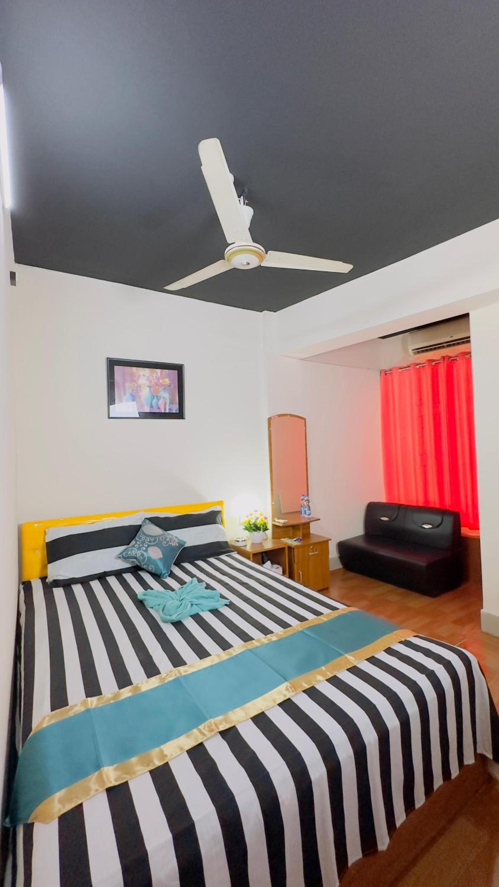Single Room photo 2