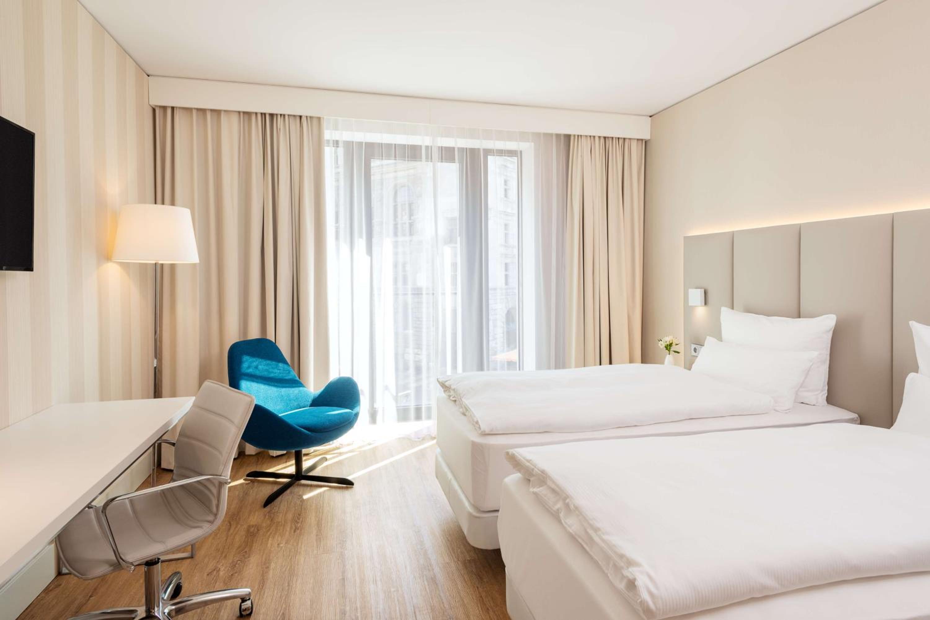 Standard Double or Twin Room - Photo 1