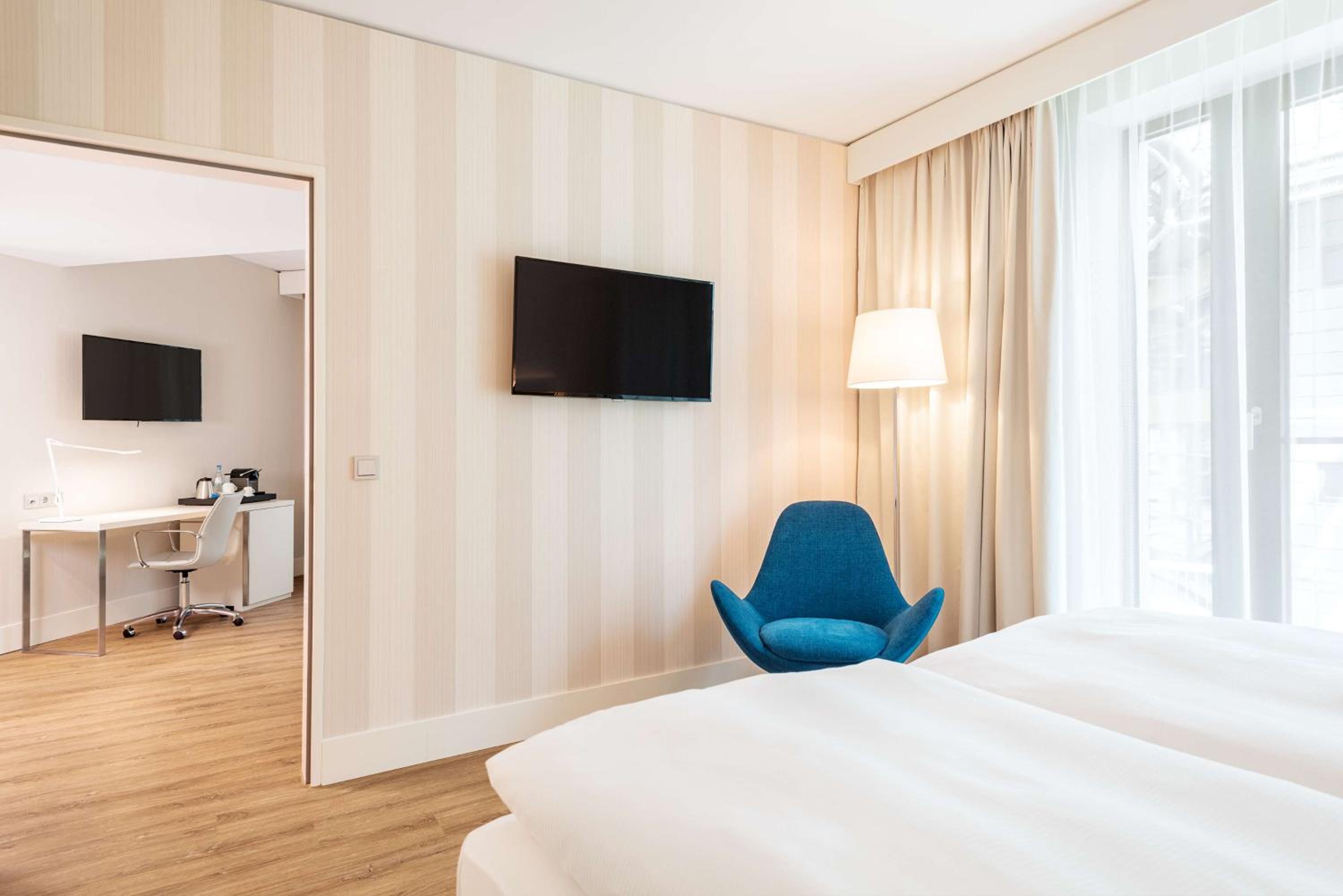 Junior Suite - Photo 1