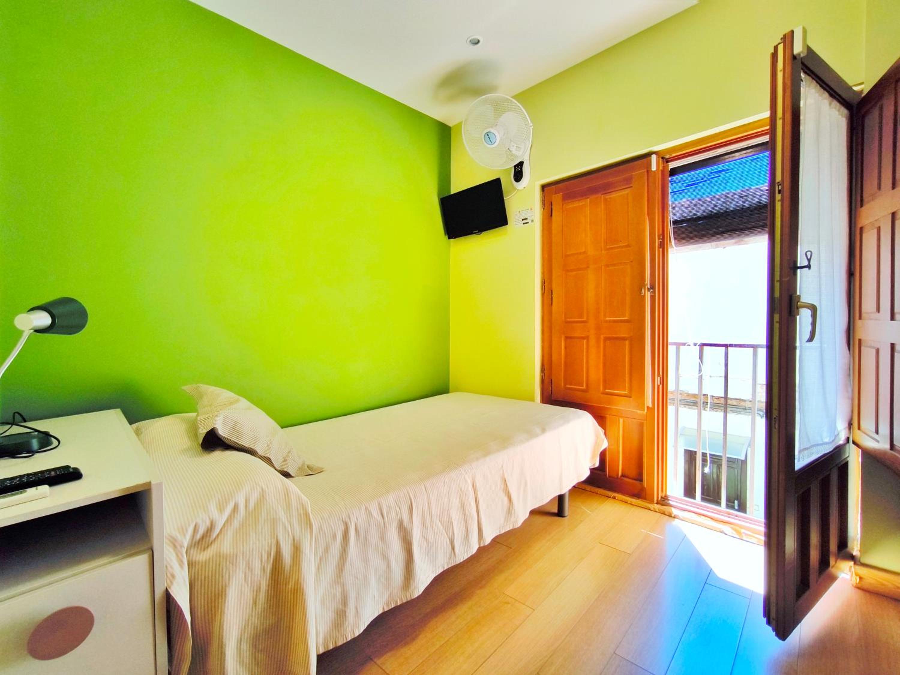 Habitación Individual con Acceso para Personas con Discapacidad