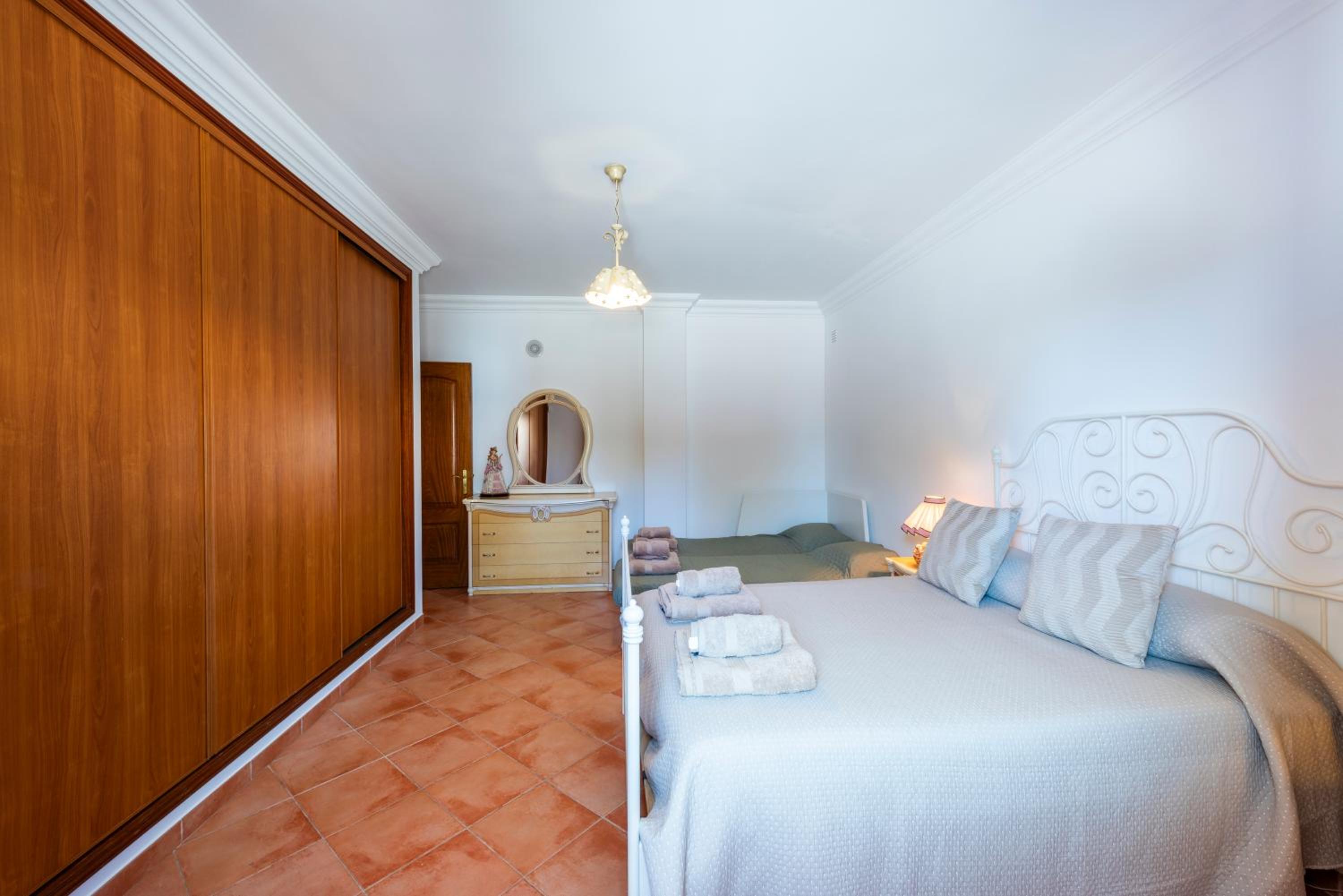 Four-Bedroom House photo 1