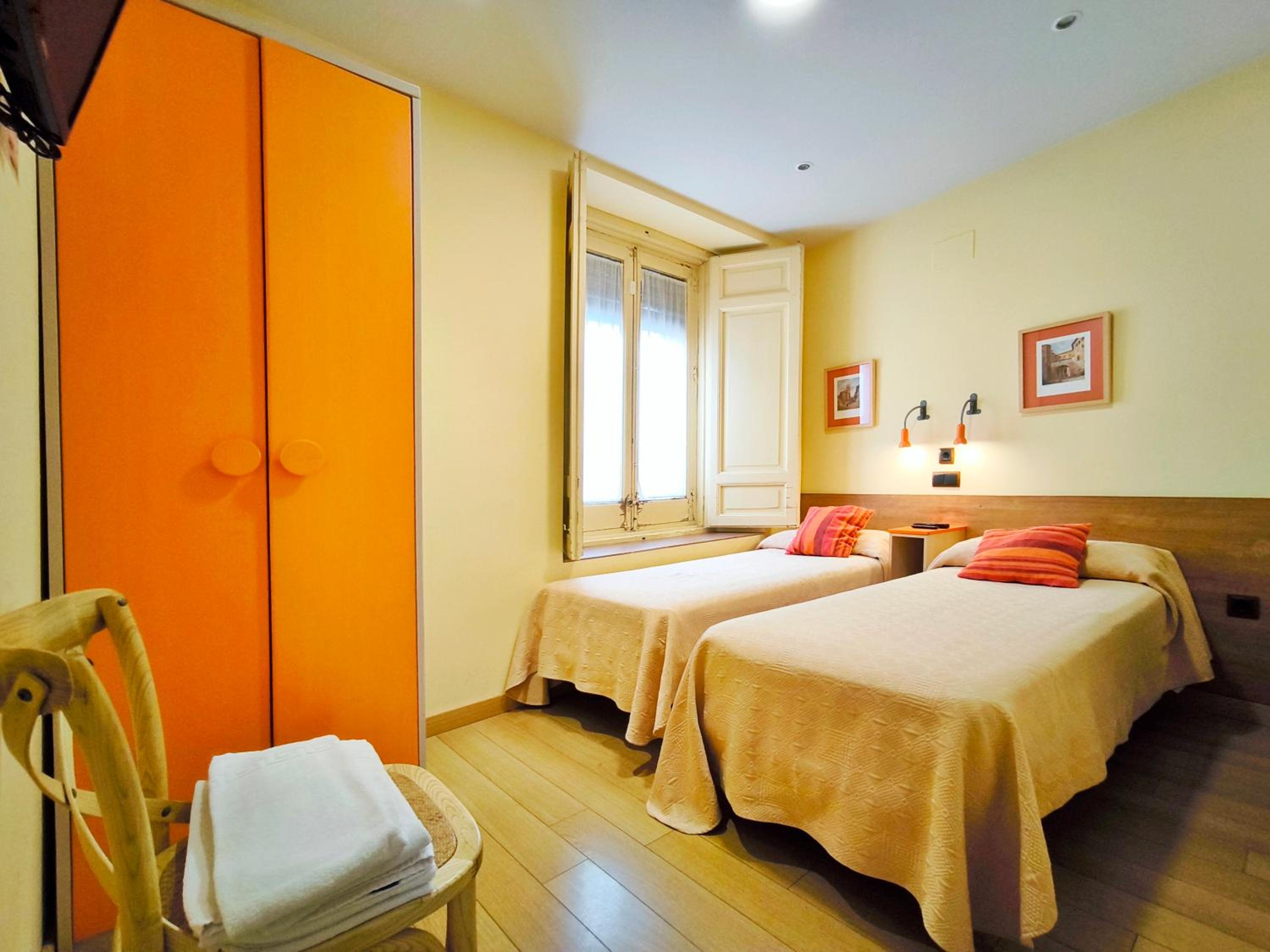 Twin Room photo 2