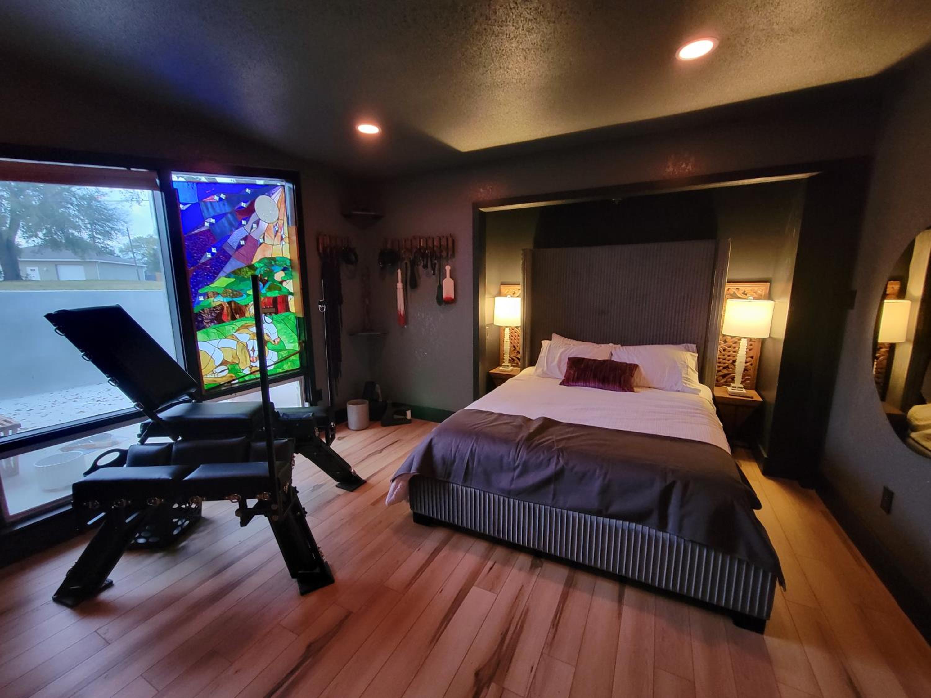 Four-Bedroom House photo 3