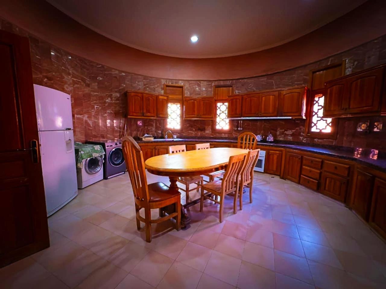Villa photo 3