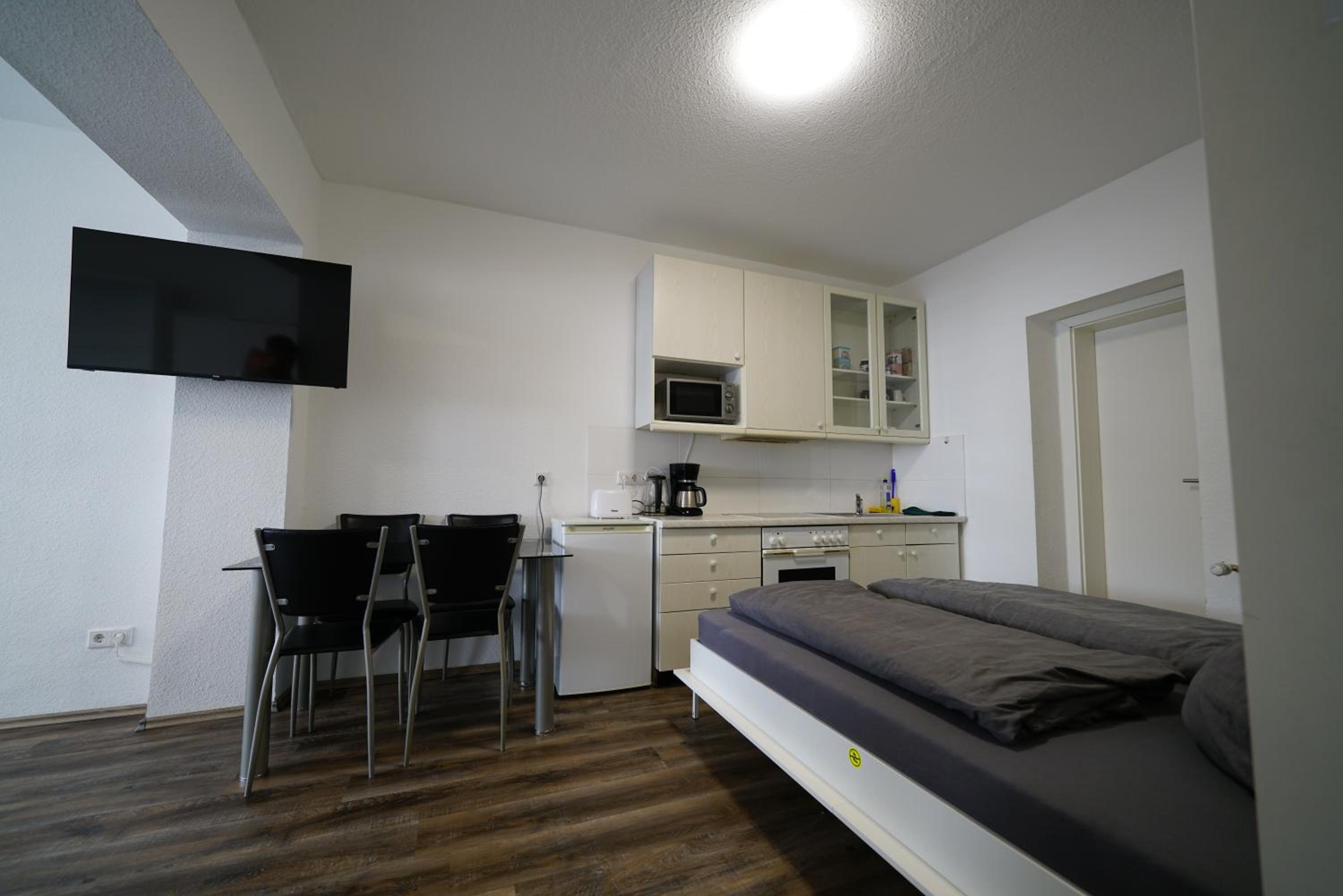One-Bedroom Apartment photo 2