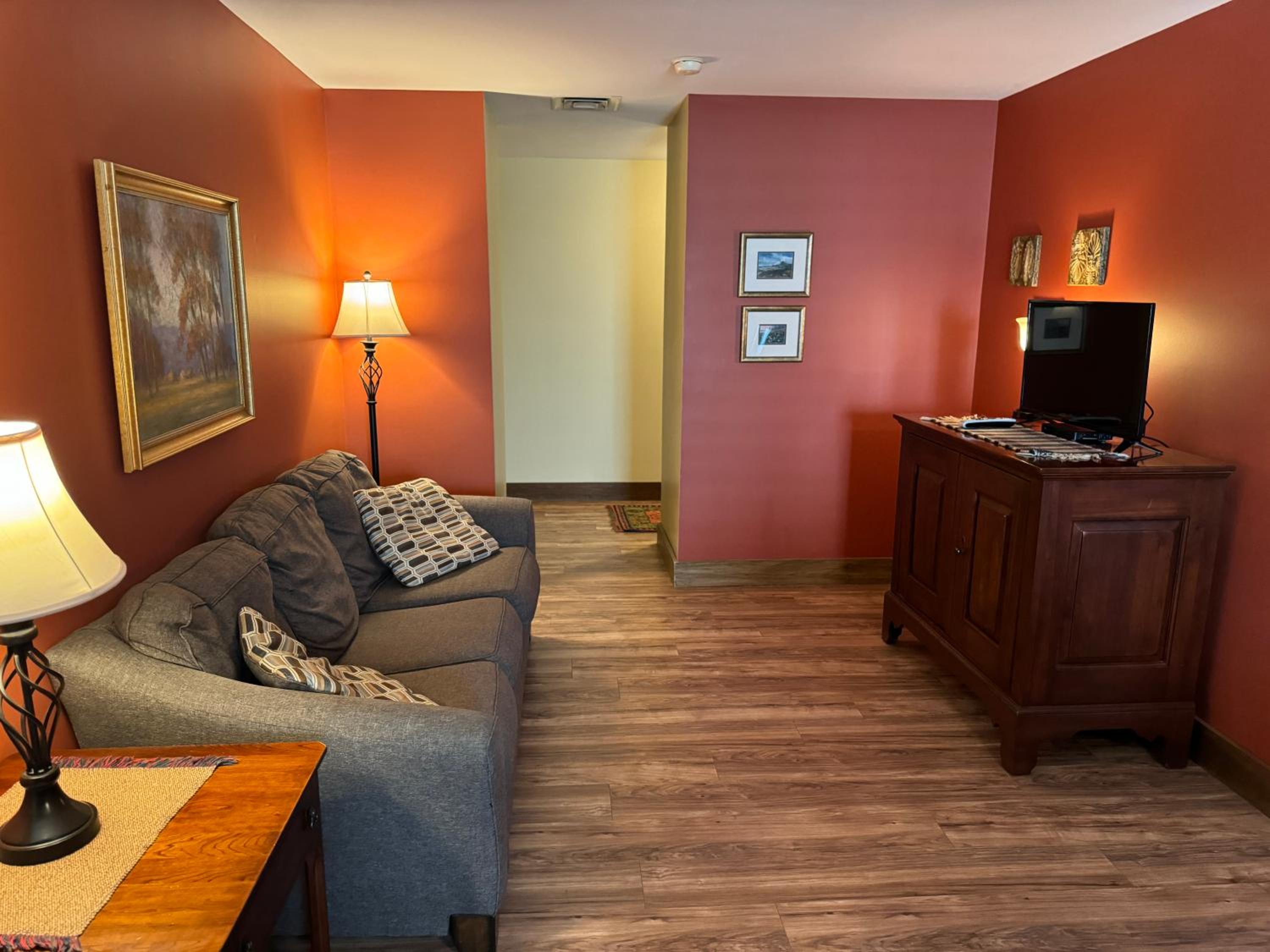 Deluxe Suite