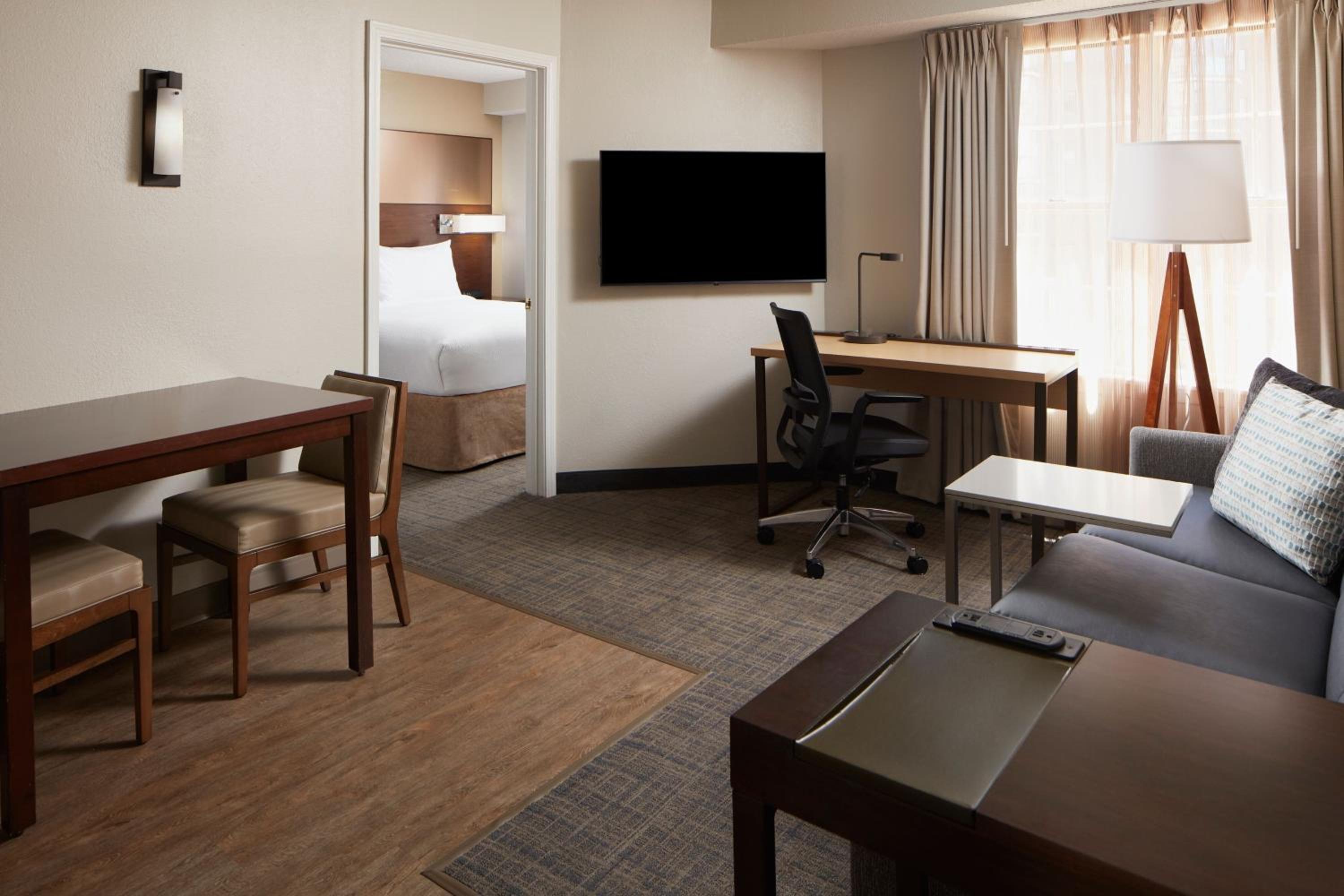 One-Bedroom Queen Suite with Sofa Bed - Photo 1