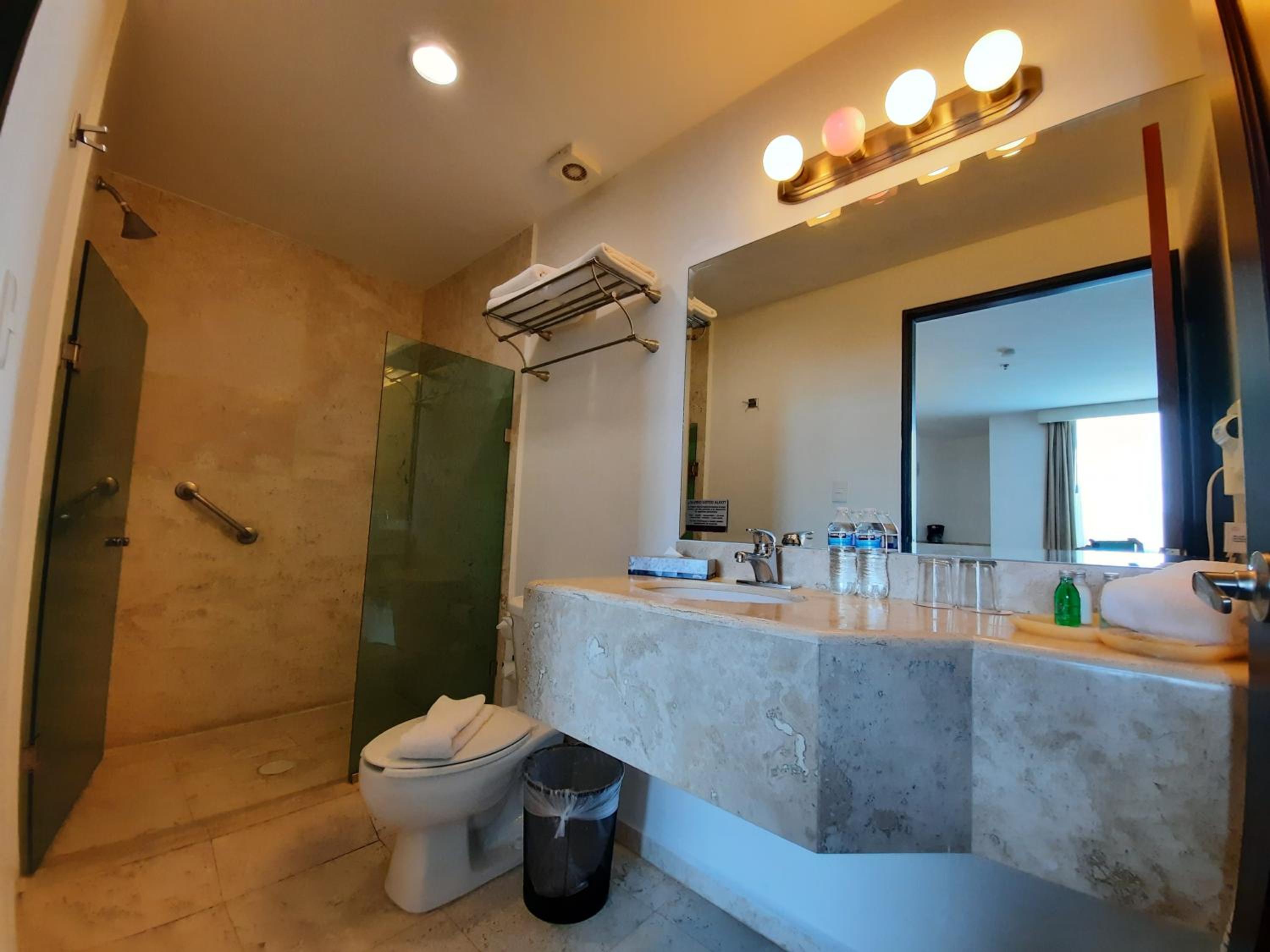 Duplex Suite - Photo 3