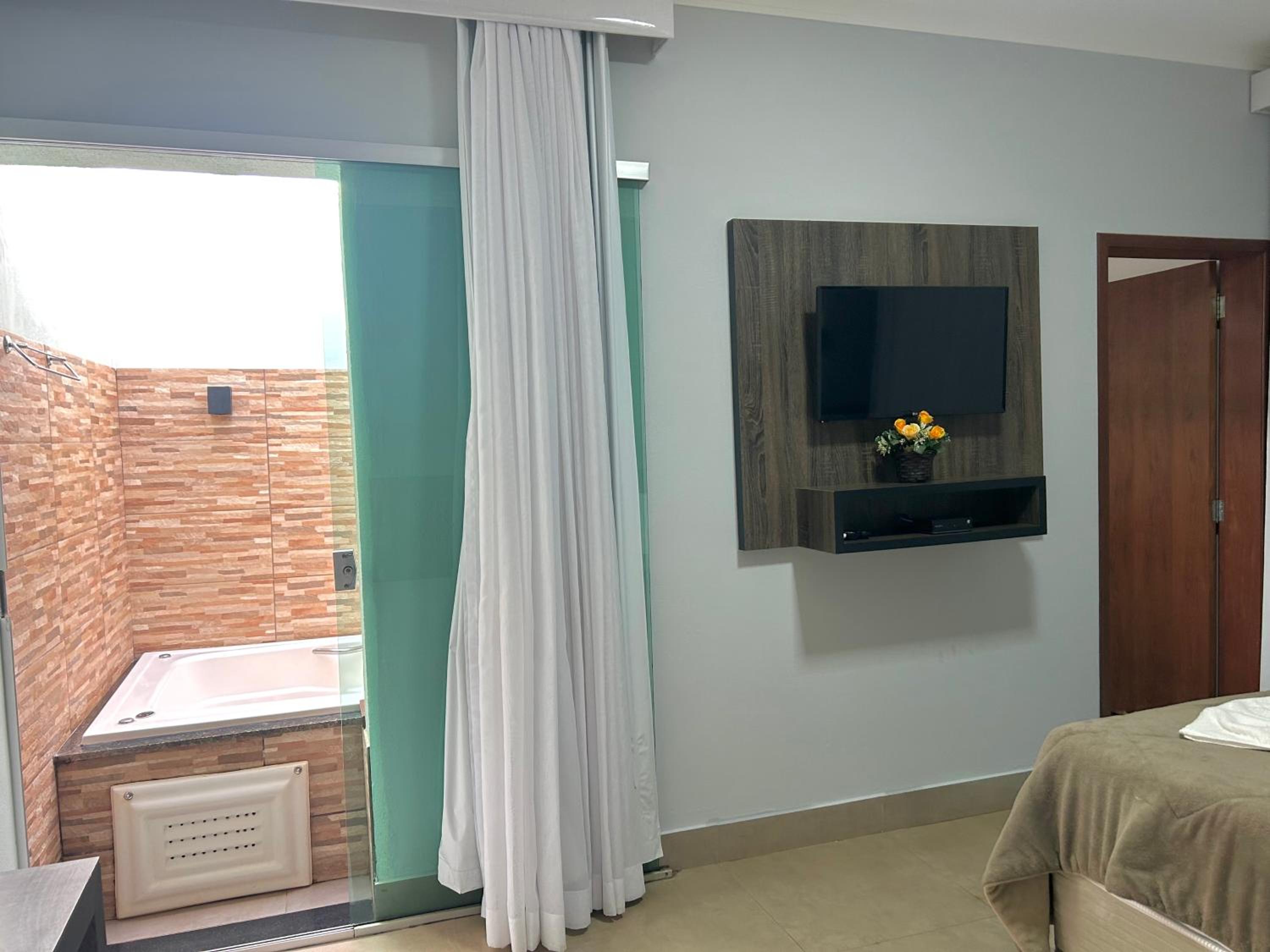 Triple Room with Bath photo 2