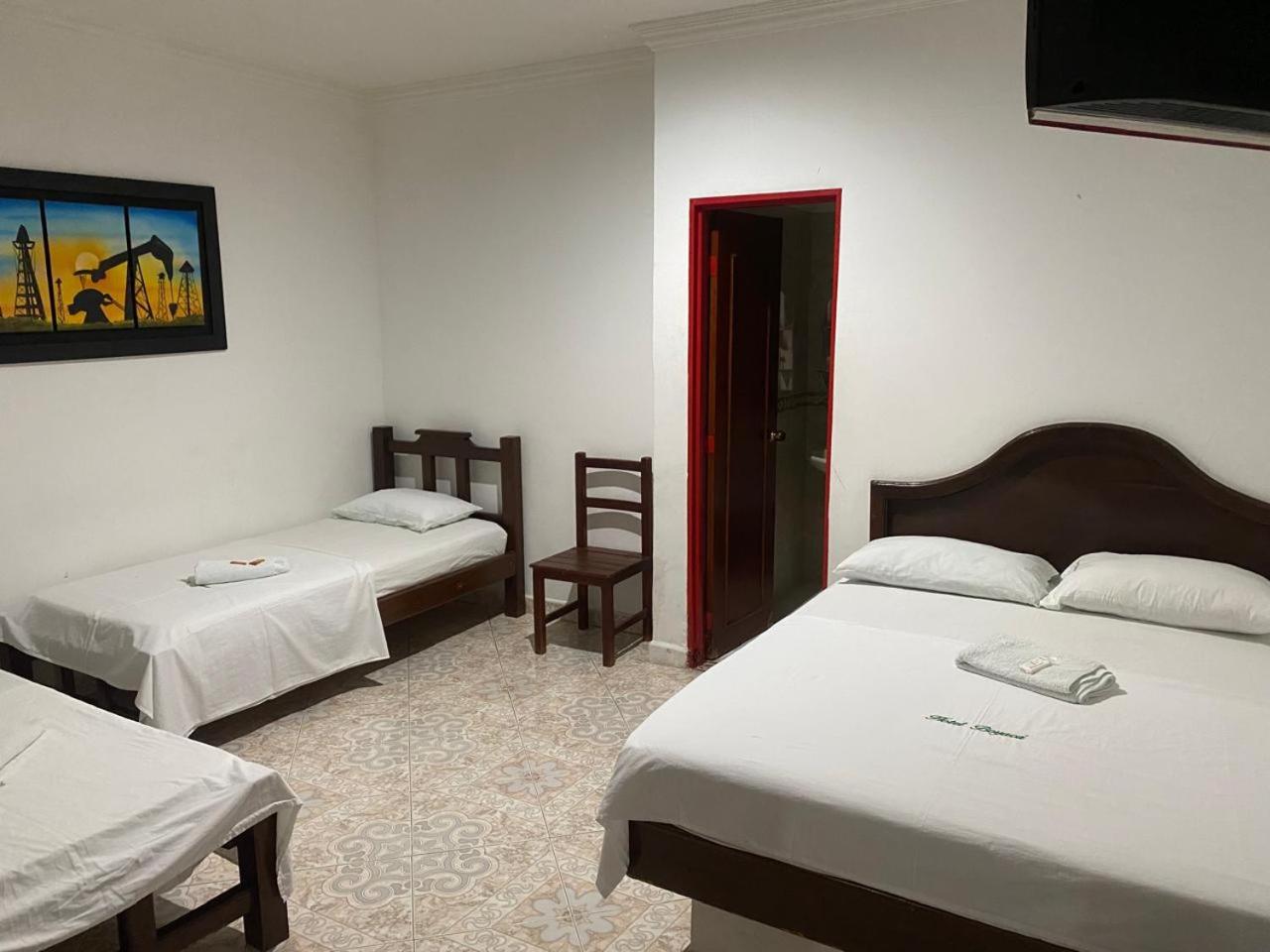 Double or Twin Room photo 3