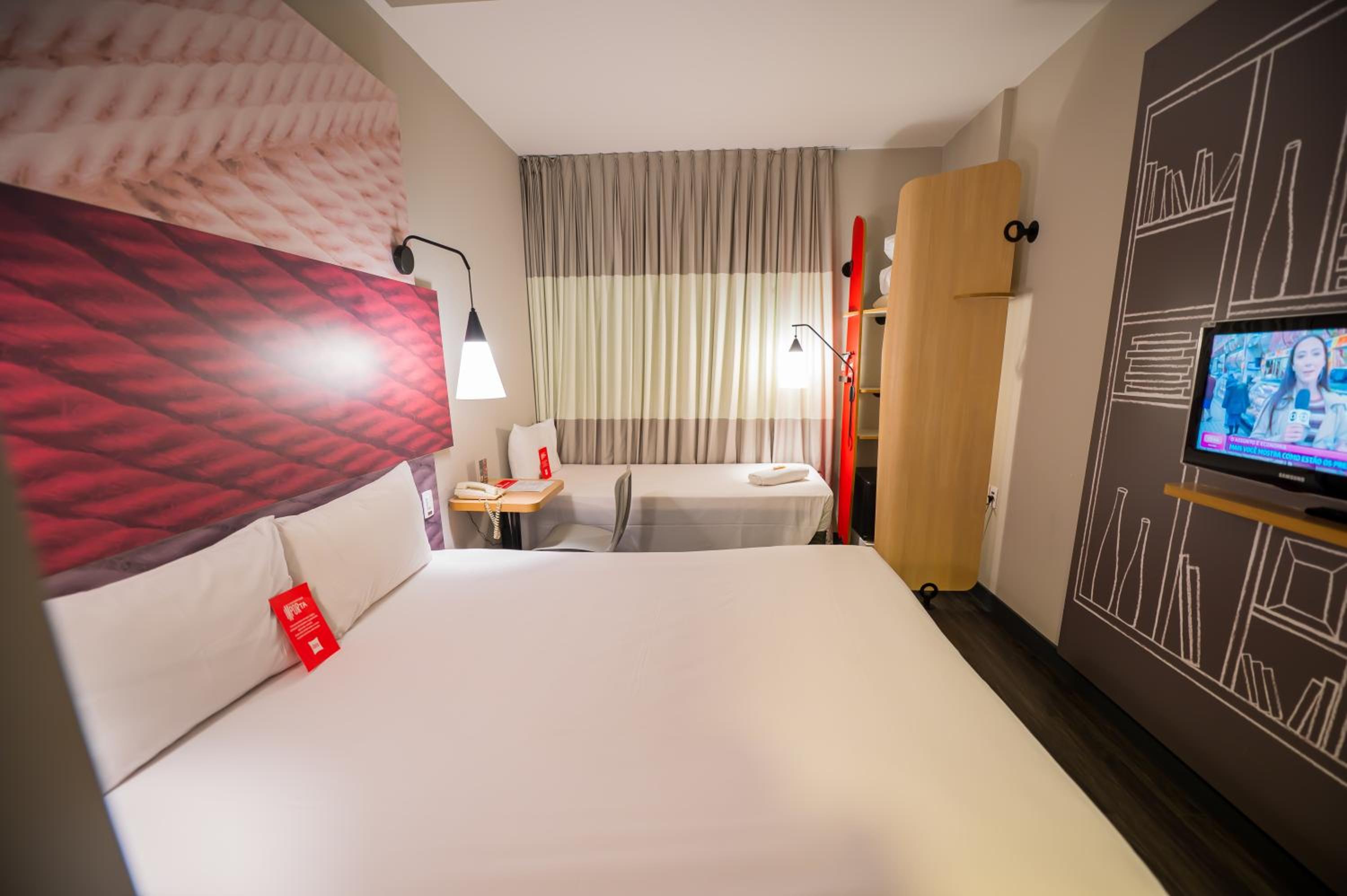 Double Room with Extra Bed photo 3
