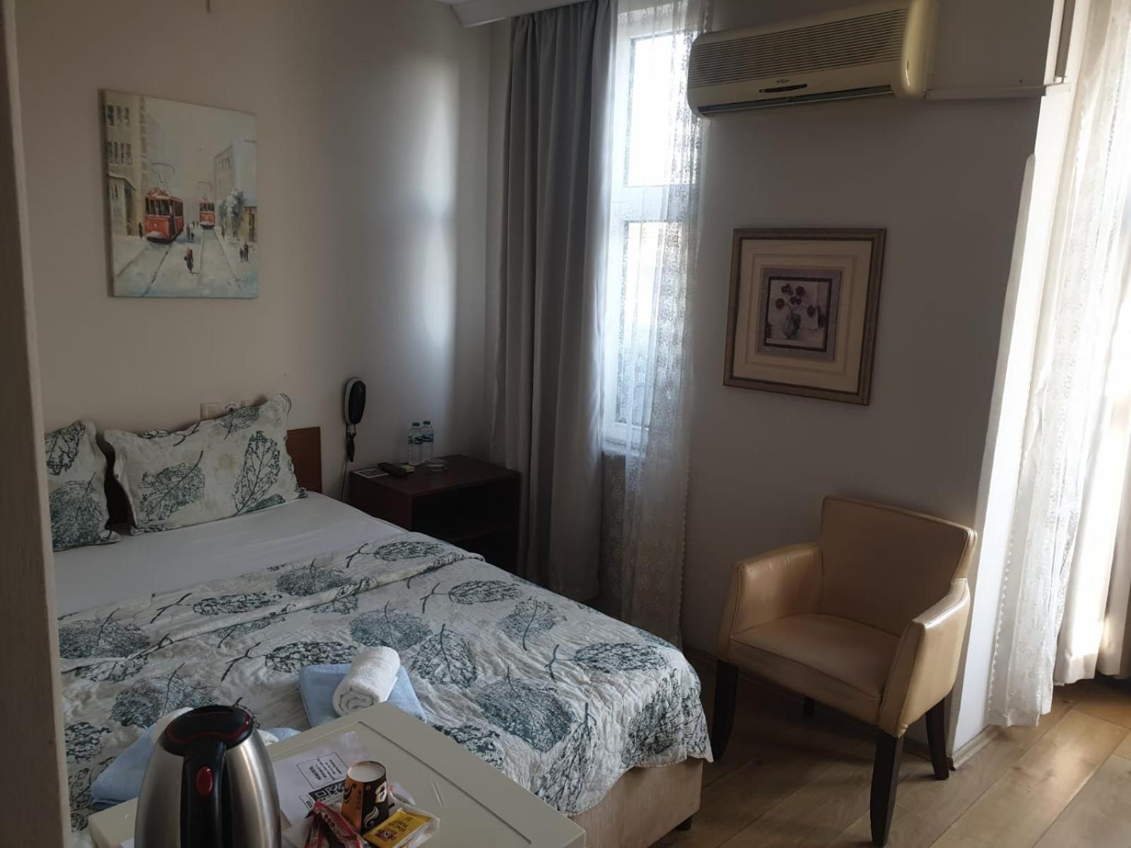 Deluxe Double Room photo 3