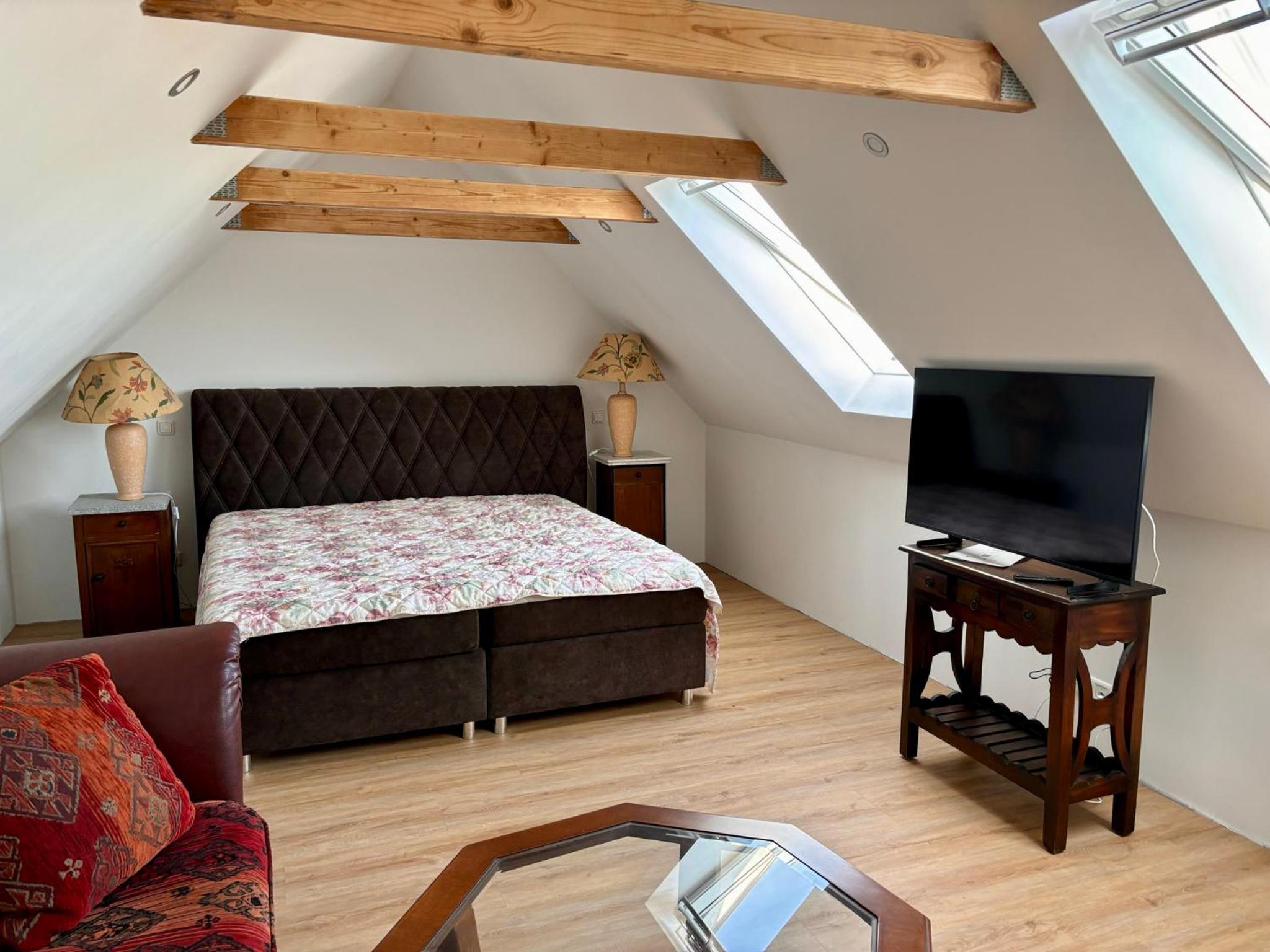 Apartment - Split Level photo 1