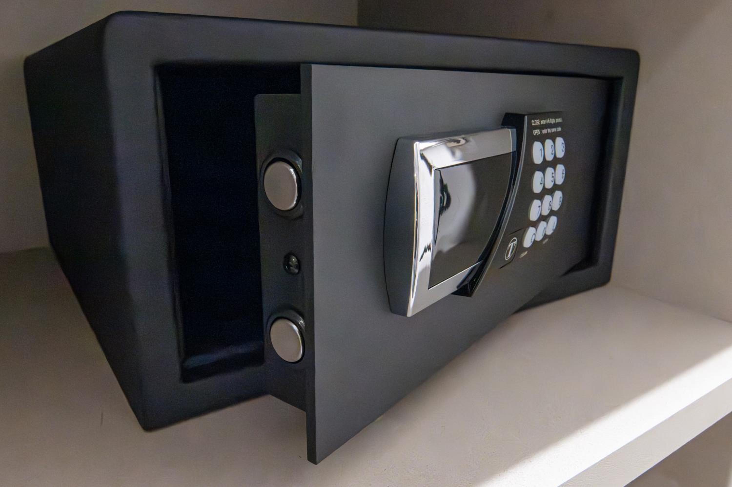 Suite - Photo 2
