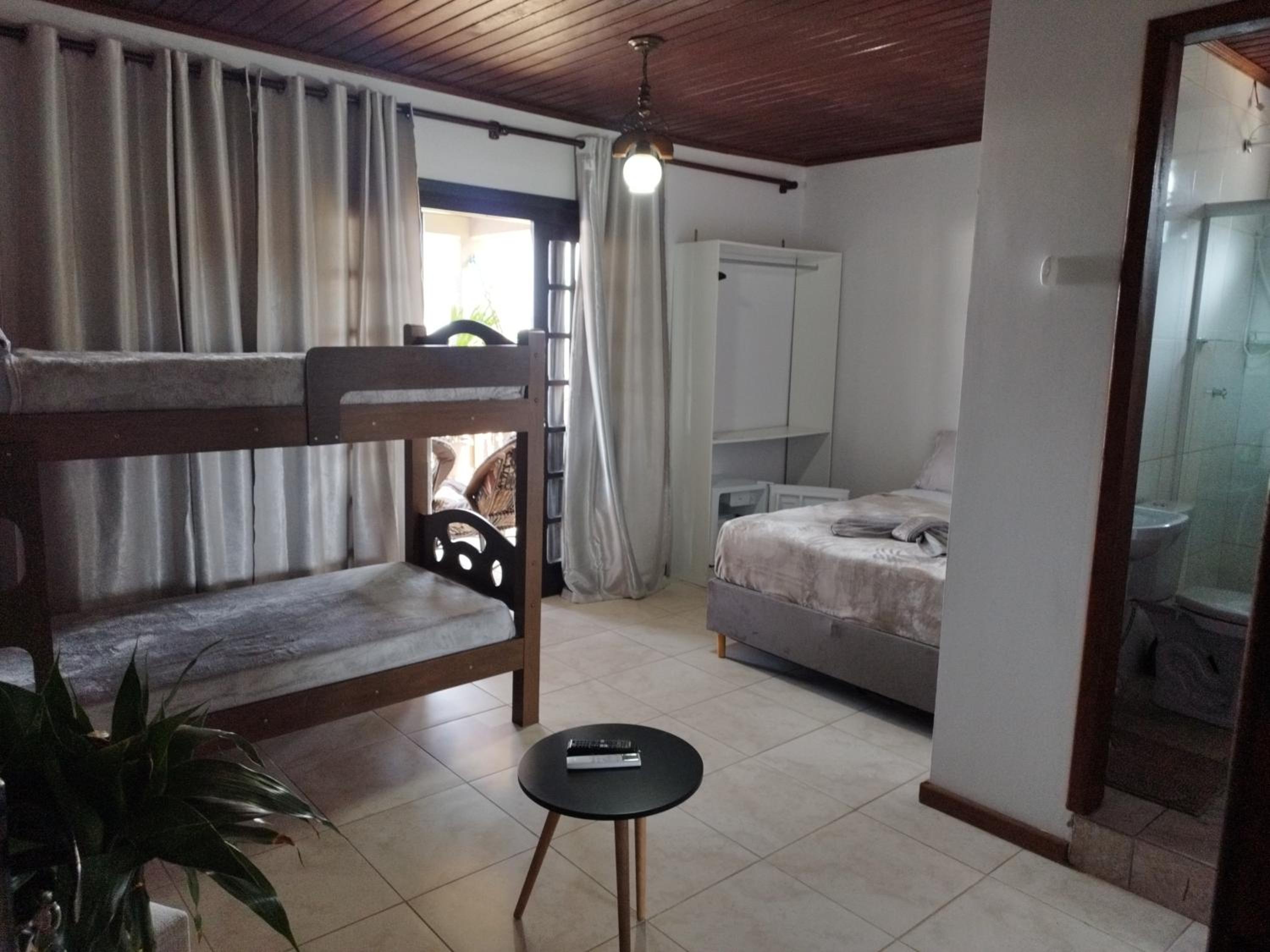 Family Room with Balcony photo 3