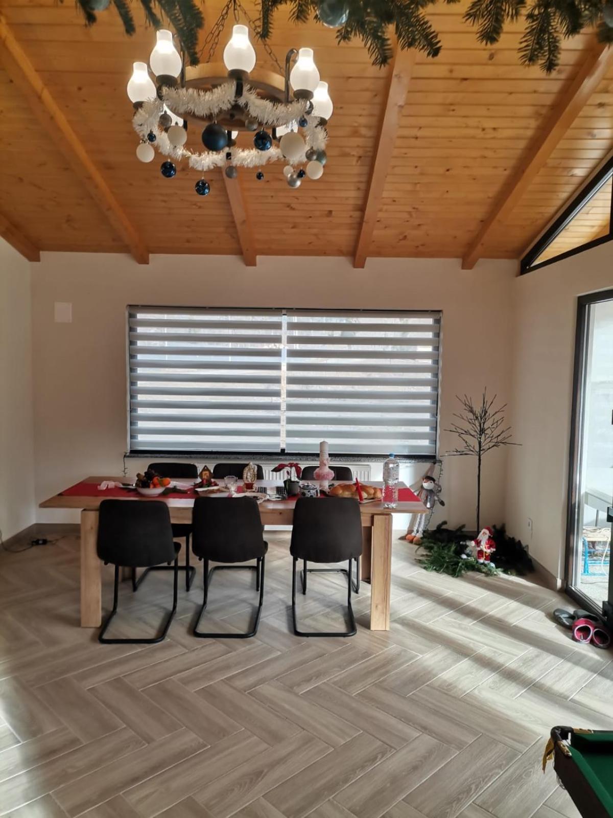 Four-Bedroom Vacation Home photo 2
