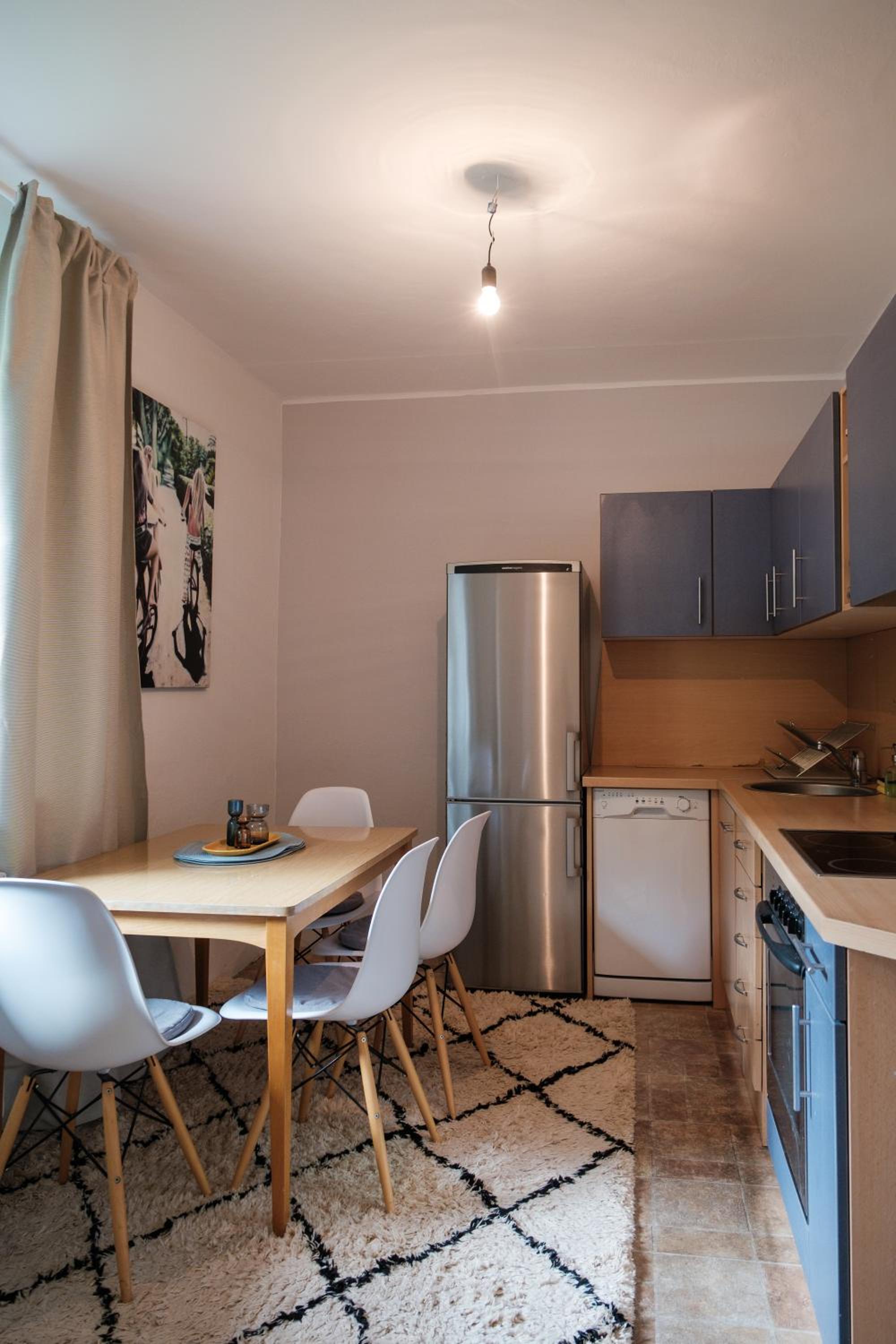 Apartment with Mountain View photo 3