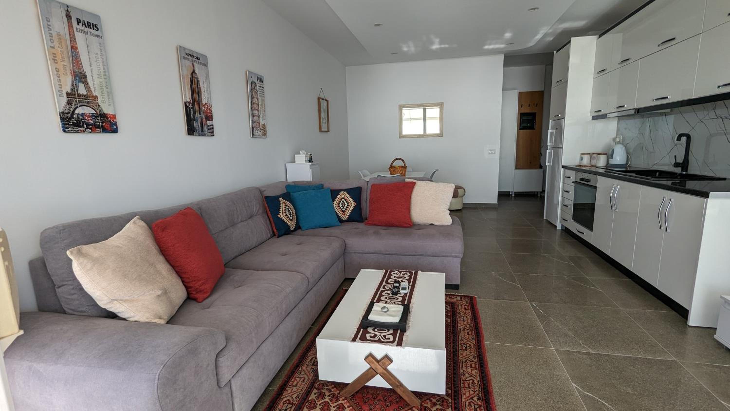 Two-Bedroom Apartment With Balcony And Sea View photo 2