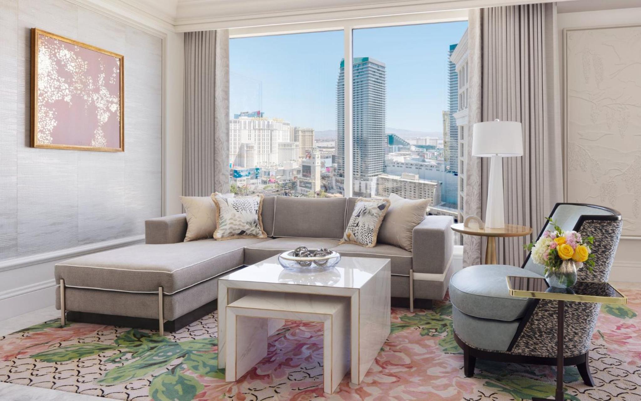 Two Bedroom Penthouse Suite - Photo 6