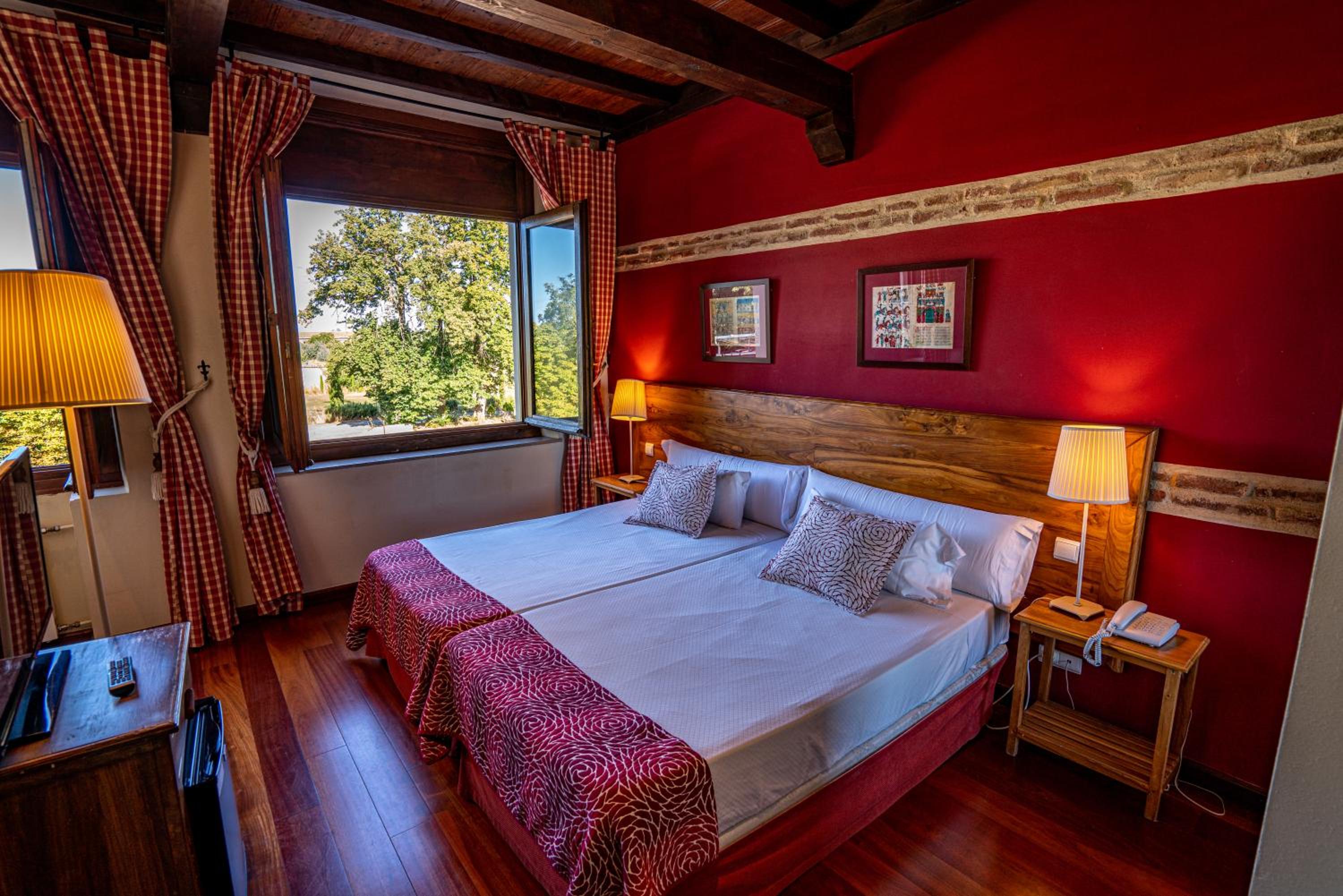 Habitación Doble o con Dos Camas