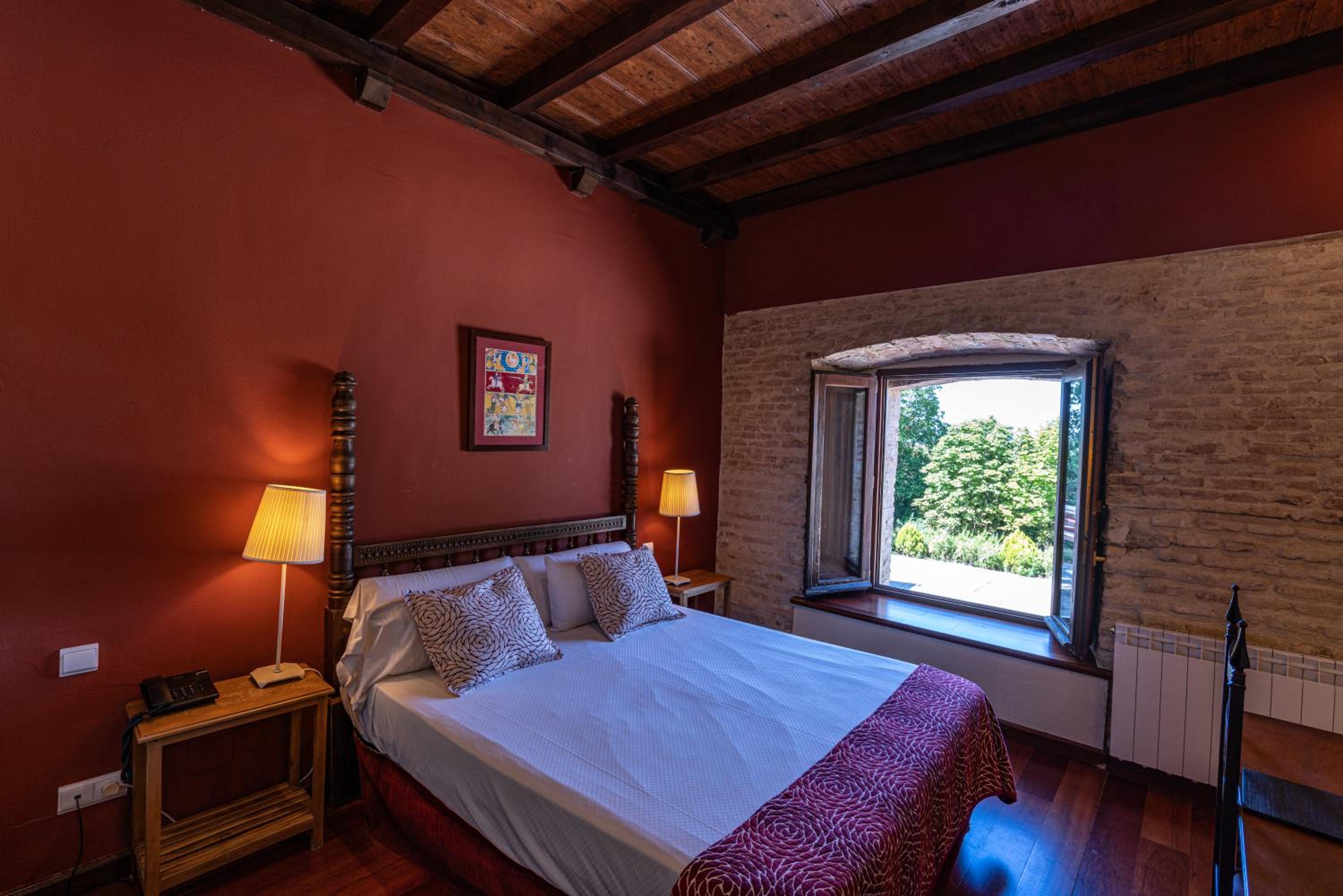 Double or Twin Room photo 2