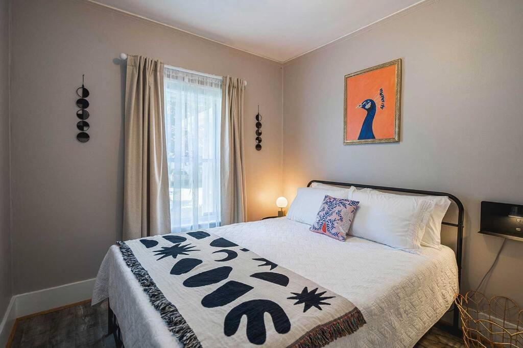 Two-Bedroom House photo 1