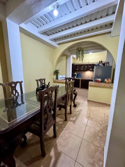 Three-Bedroom House photo 2