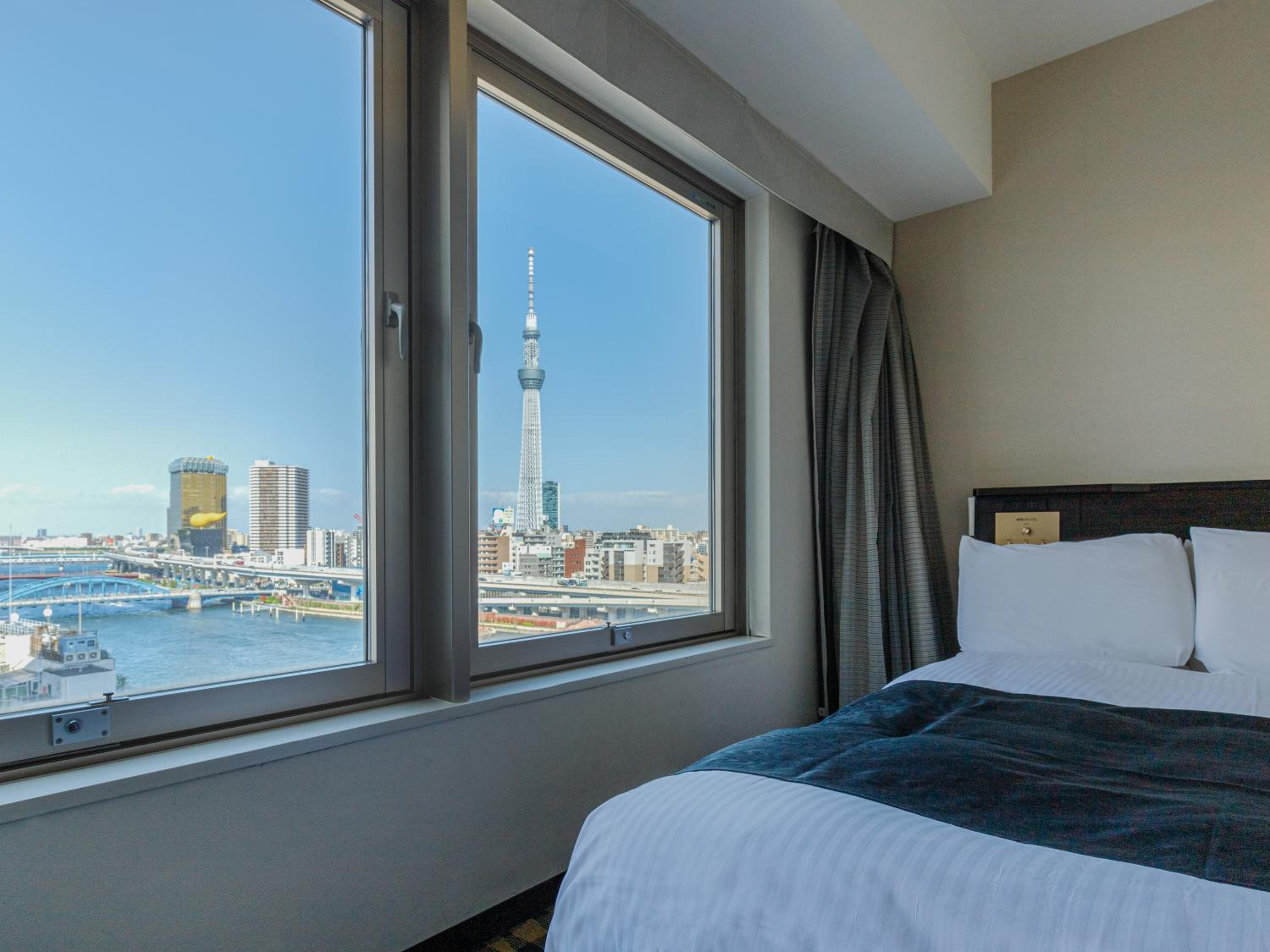 Double Room With Small Double Bed And River View - Smoking photo 2