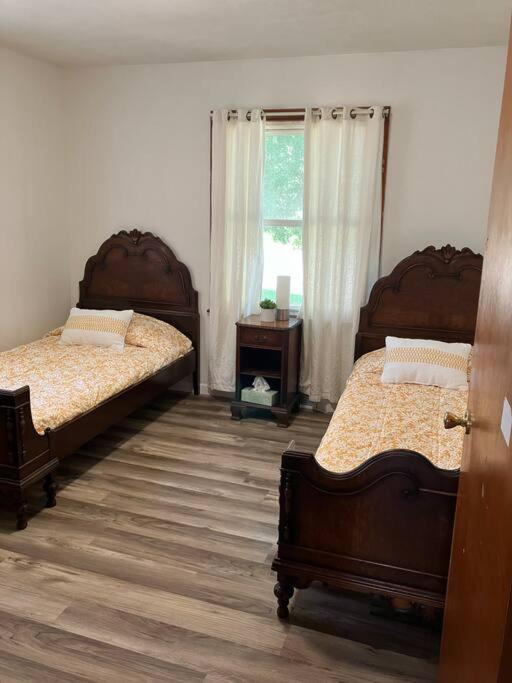 One-Bedroom House photo 1