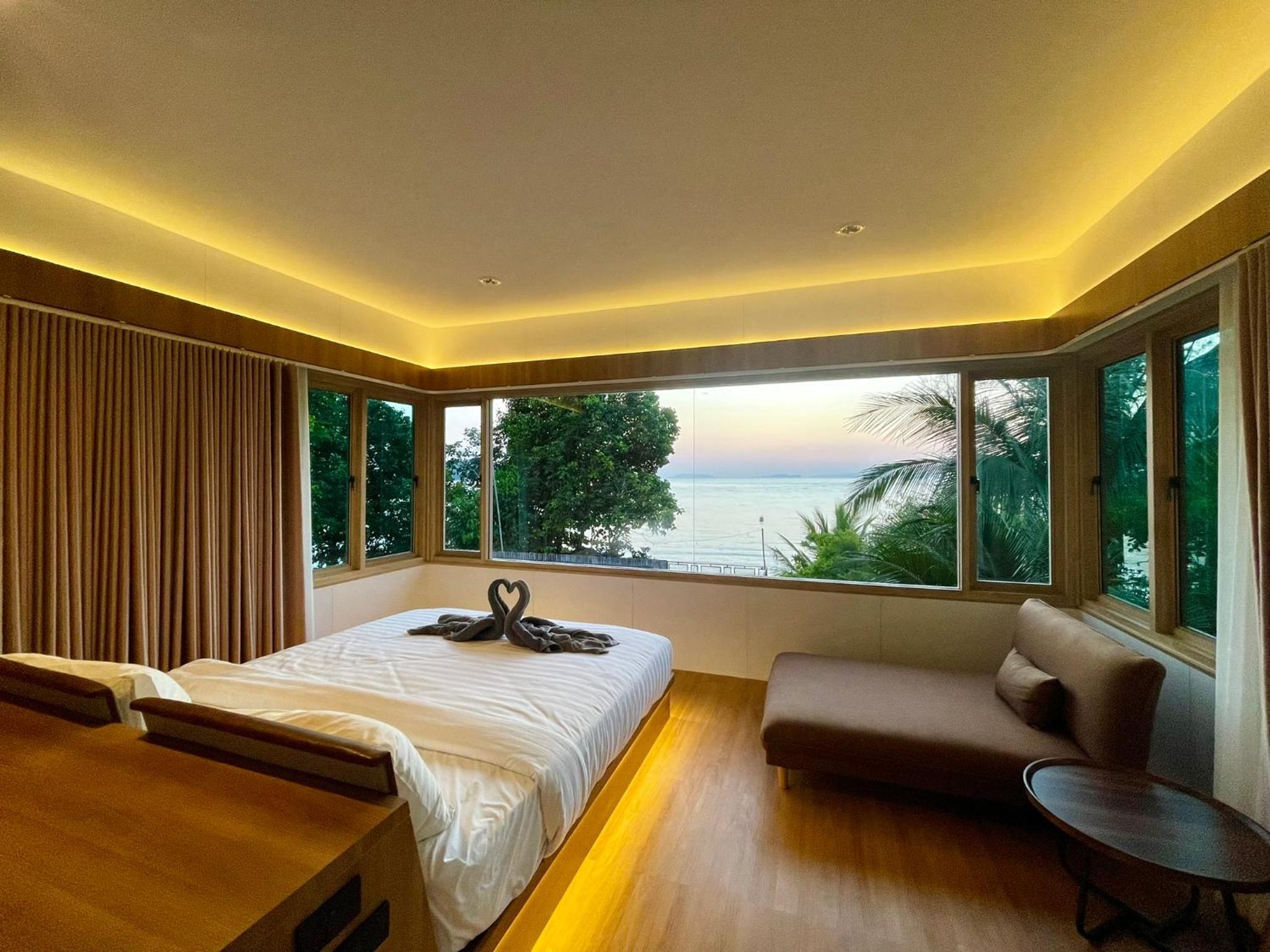 Executive Suite photo 1