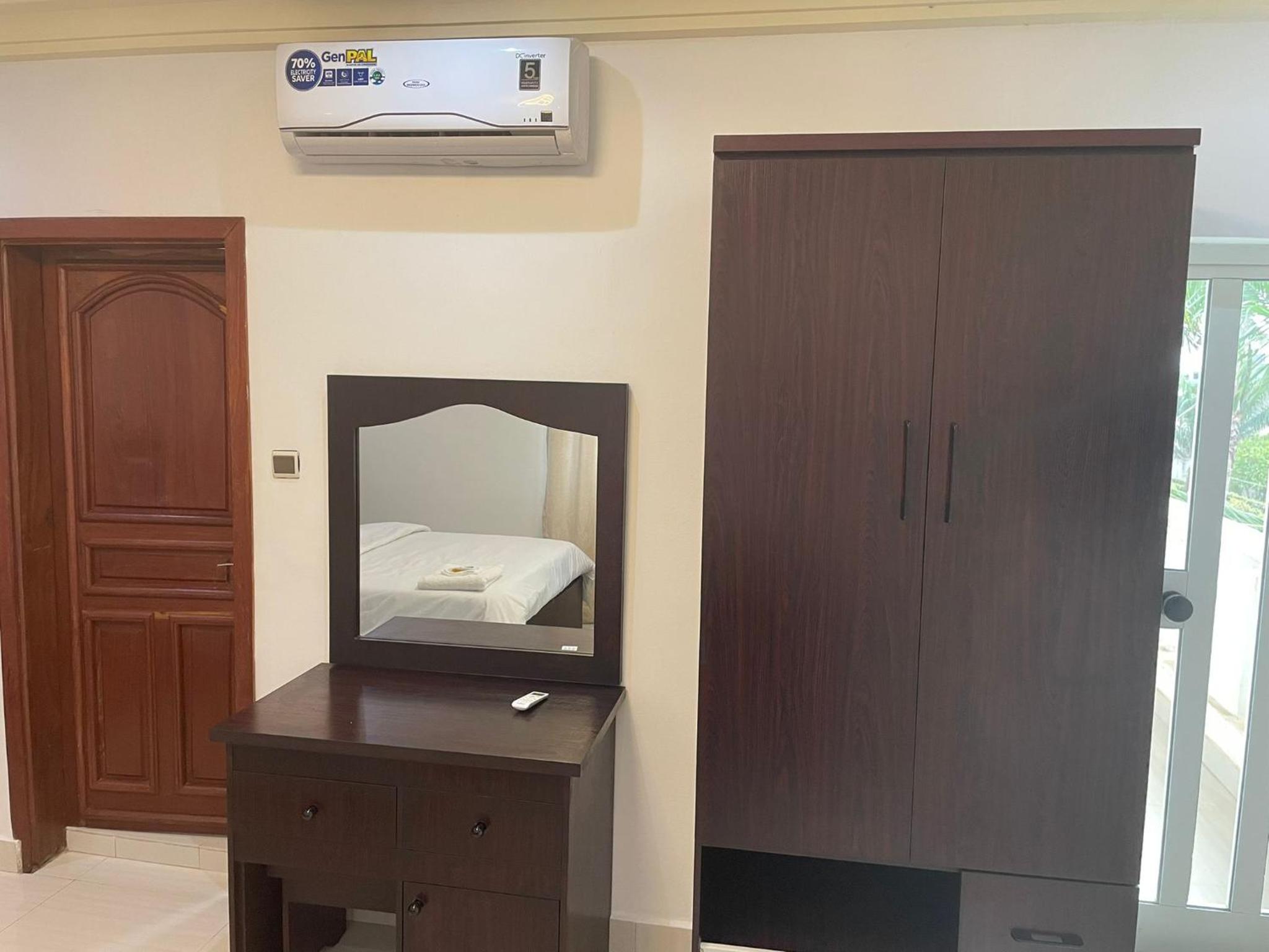 Budget Double Room photo 2