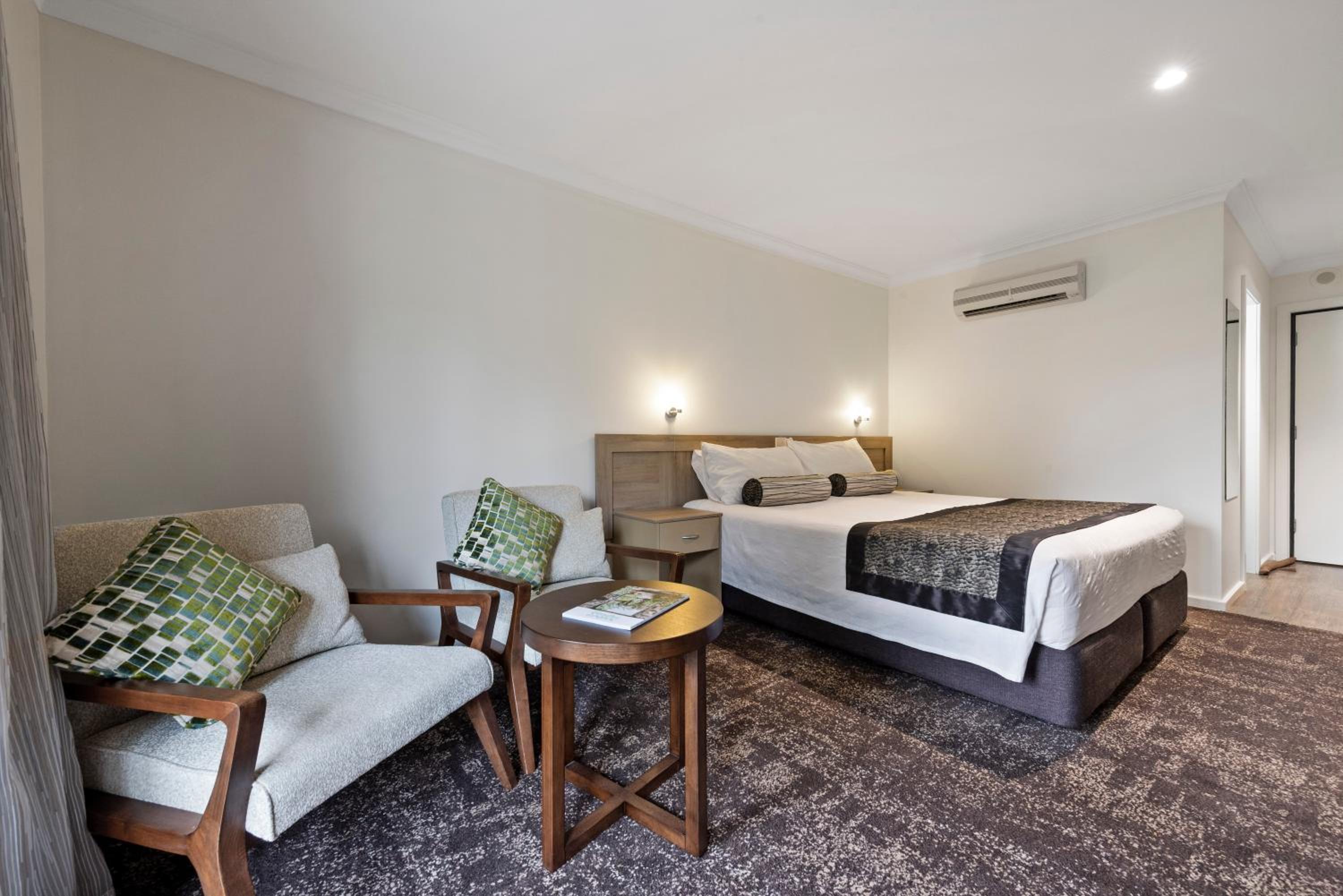 Executive King Room photo 3