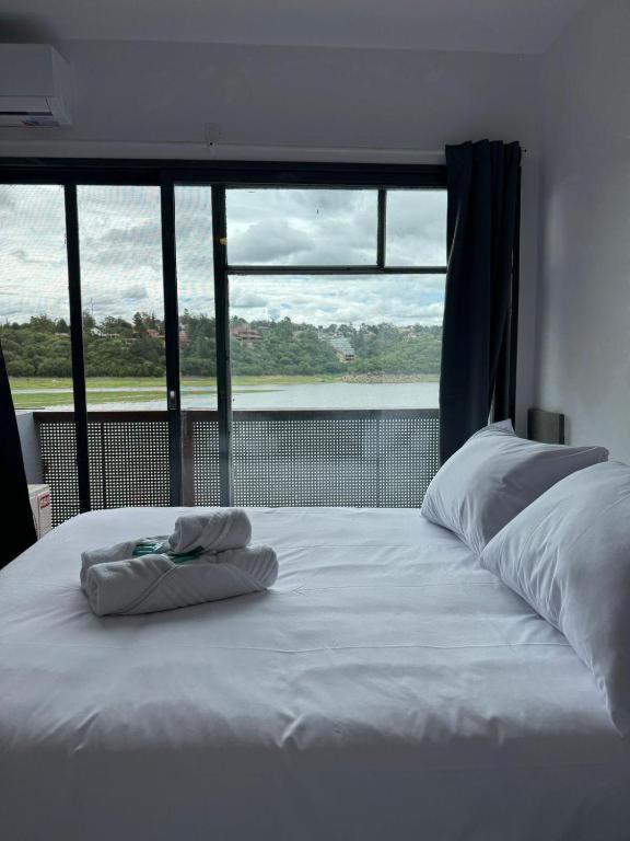 Triple Room with Lake View photo 1