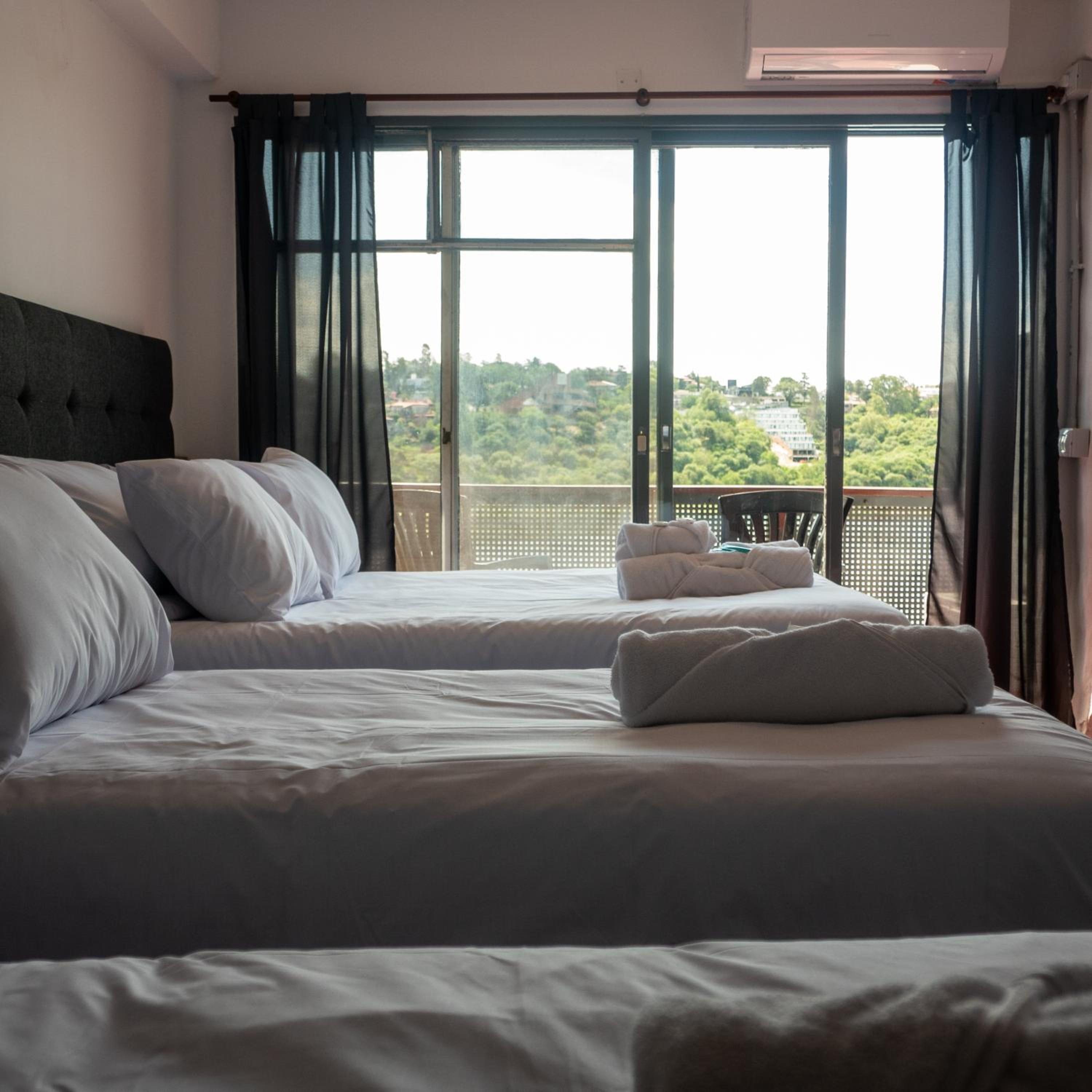 Quadruple Room with Lake View photo 1