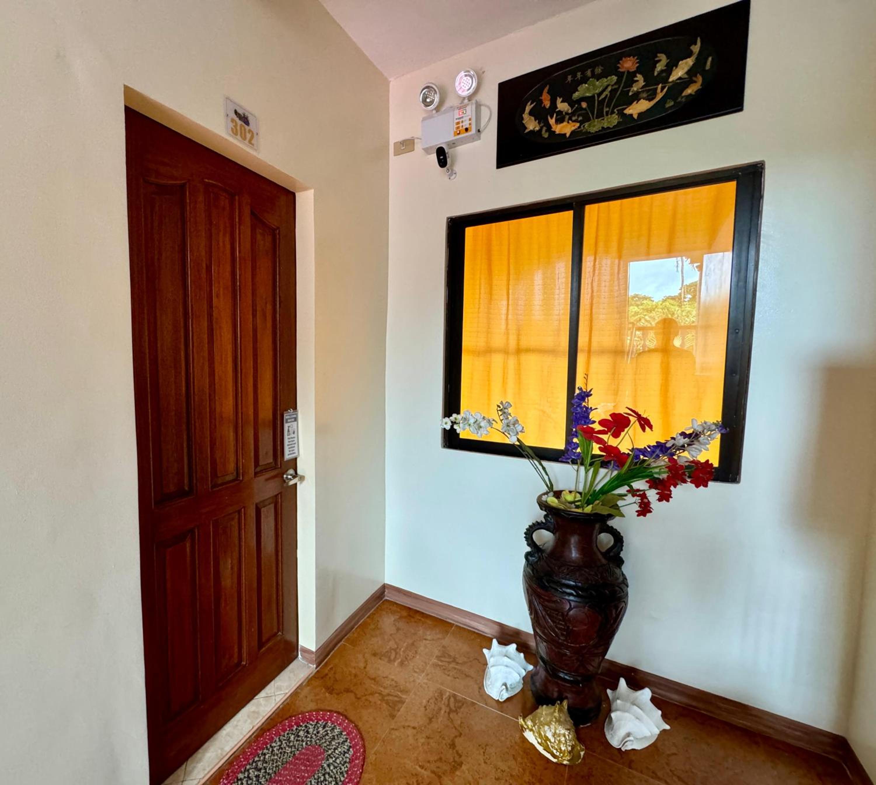 Standard Triple Room - Photo 2