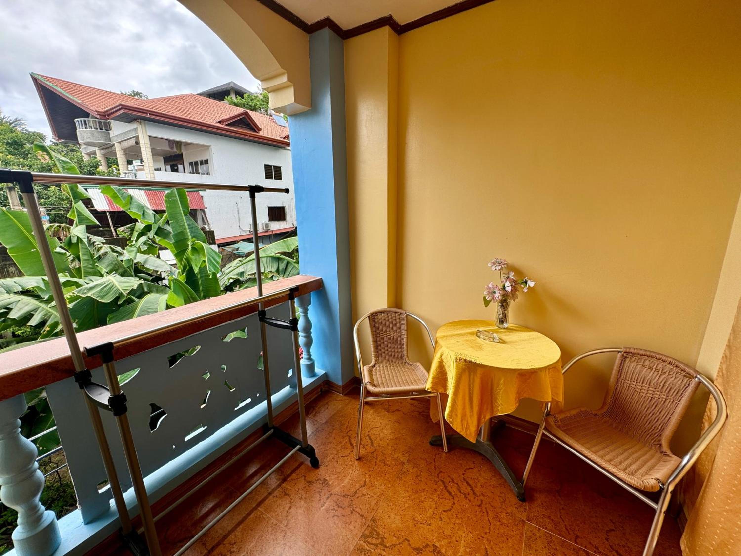 Standard Triple Room - Photo 5