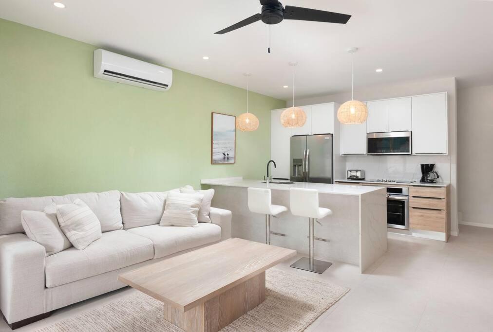 Three-Bedroom Villa photo 3