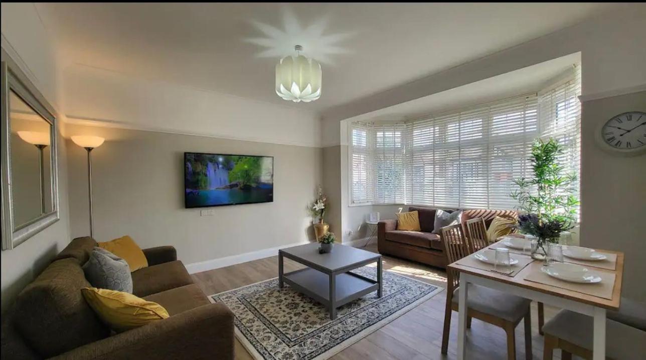 Apartment photo 1