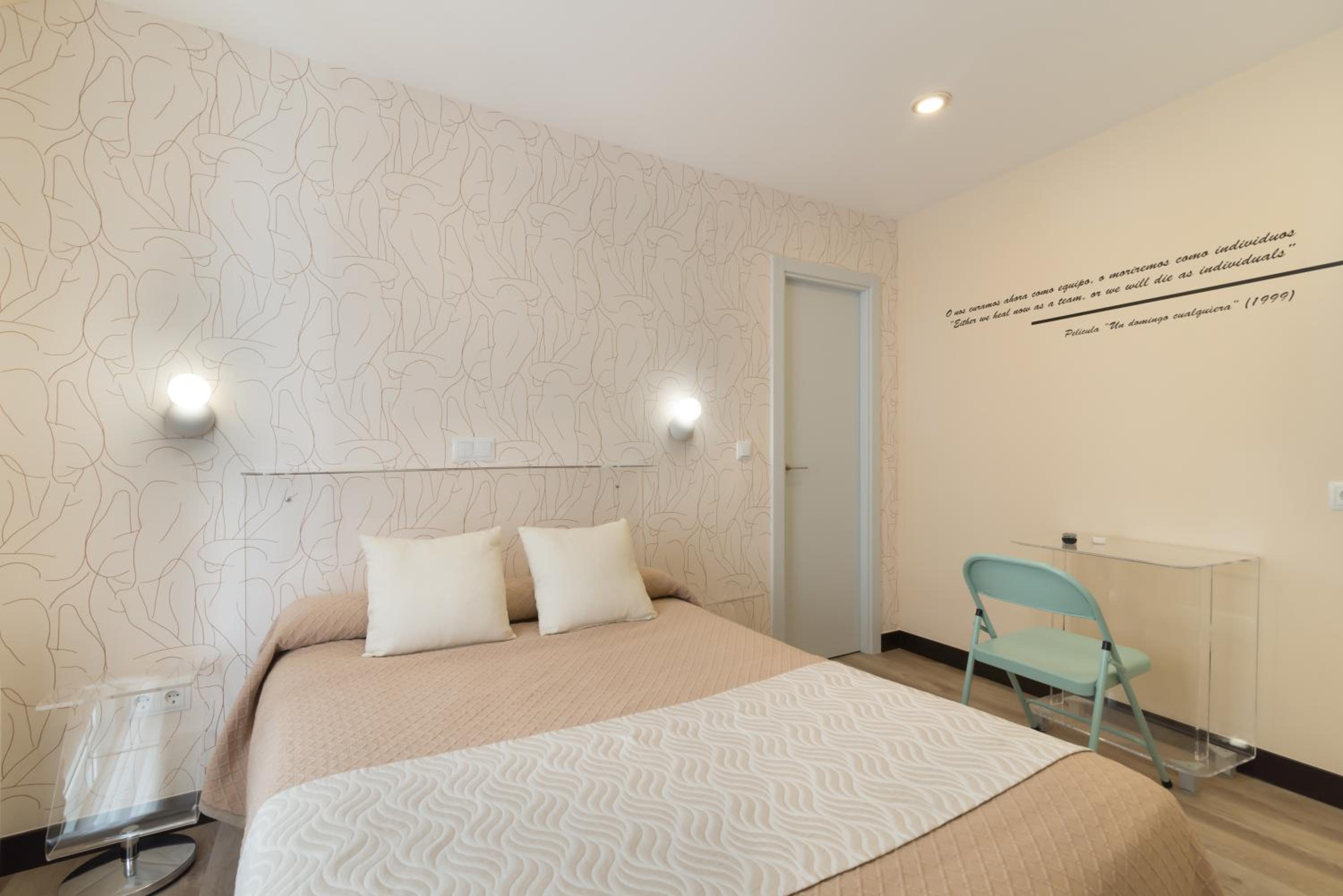 Double  Interior Room - Photo 2