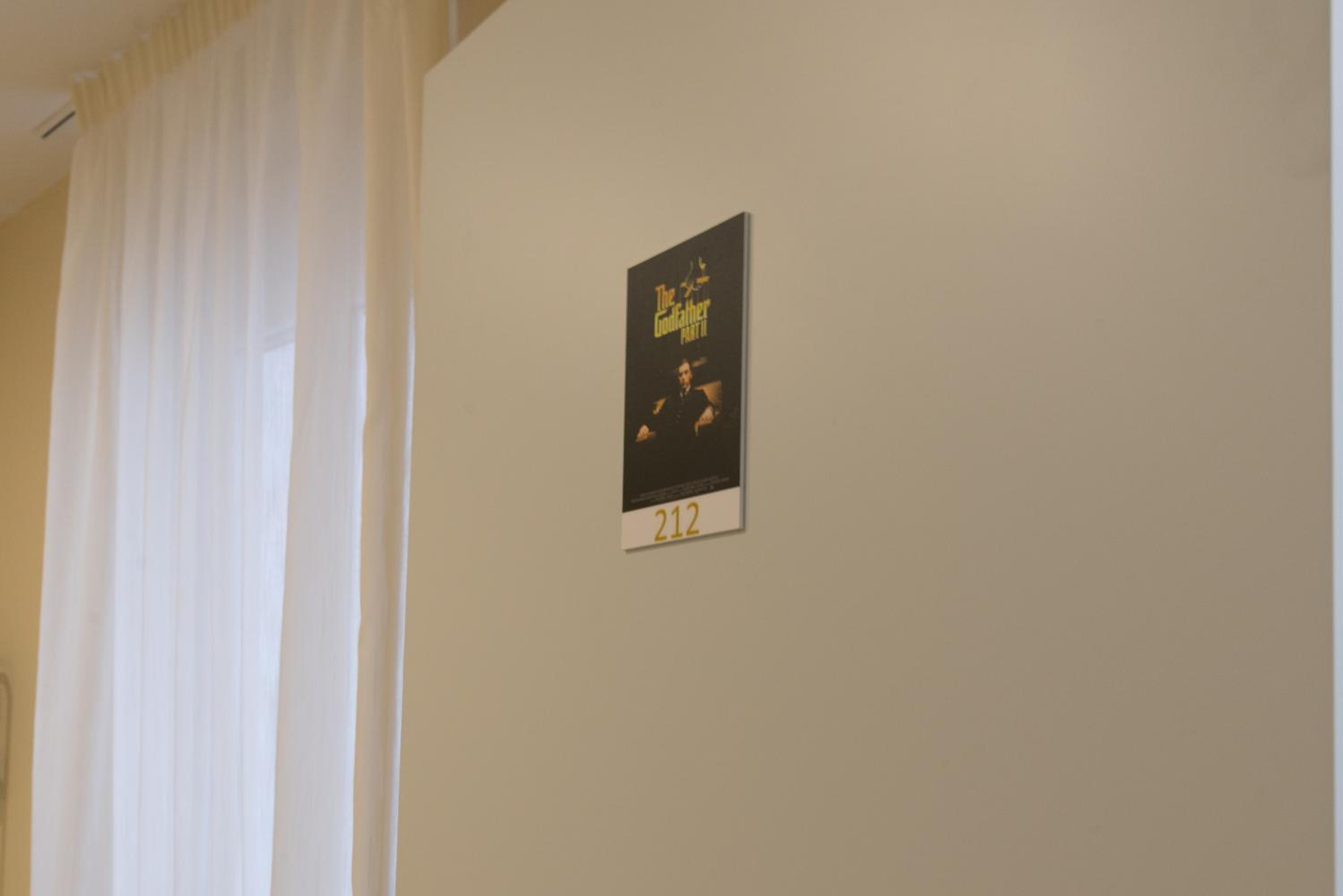 Twin Room - Photo 5