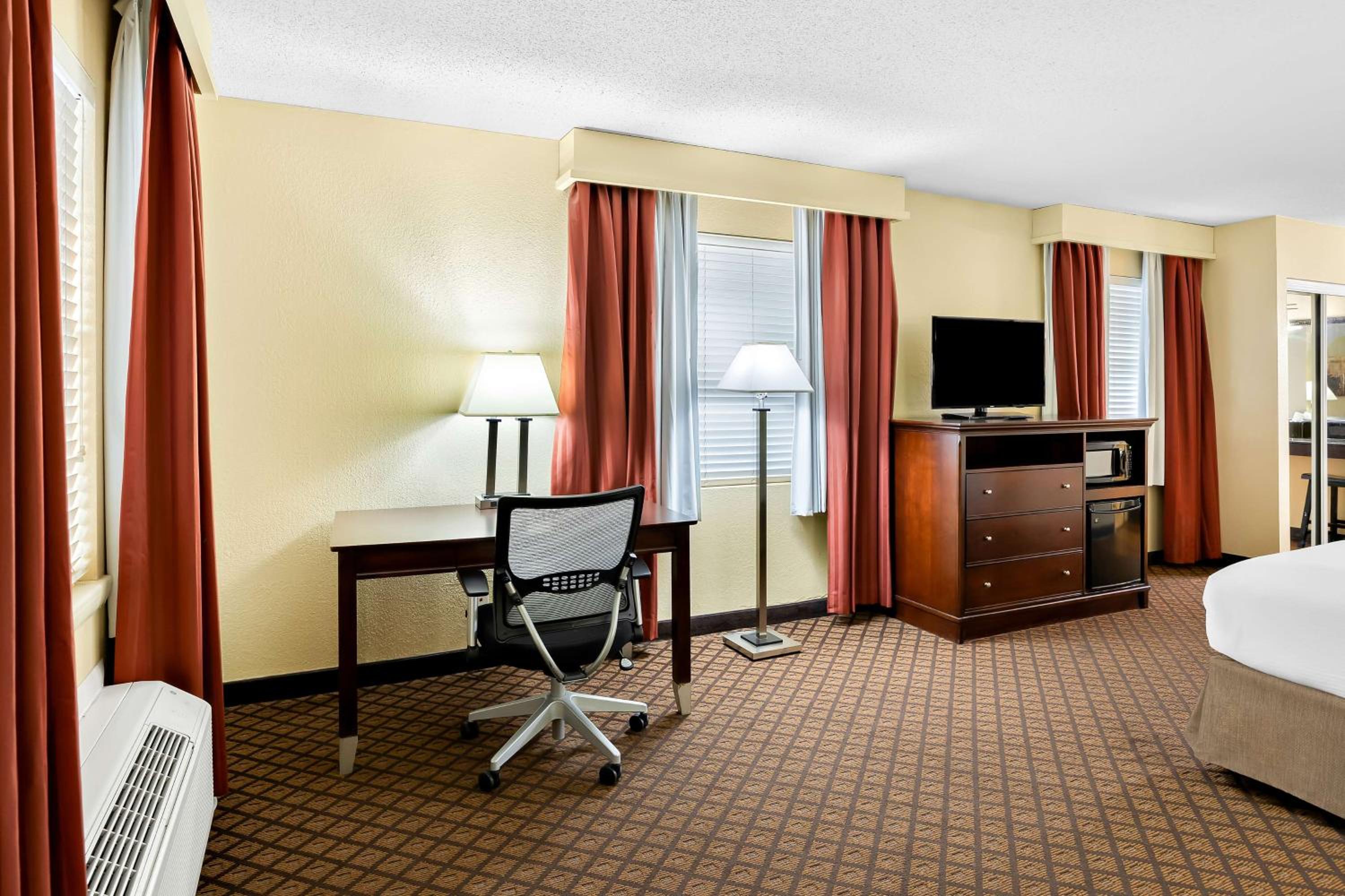 King Room - Disability Access - Photo 1