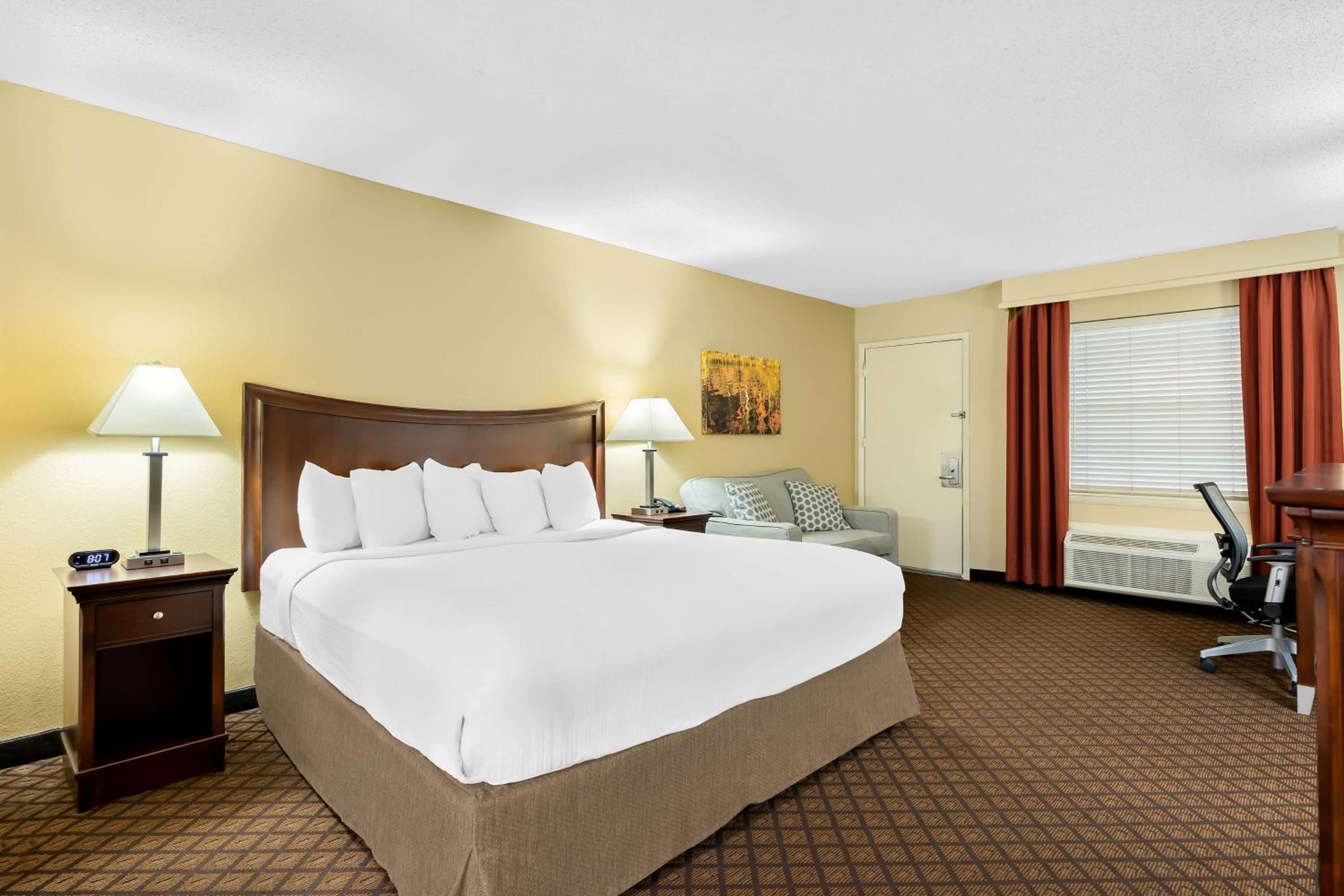 King Room - Disability Access - Photo 3