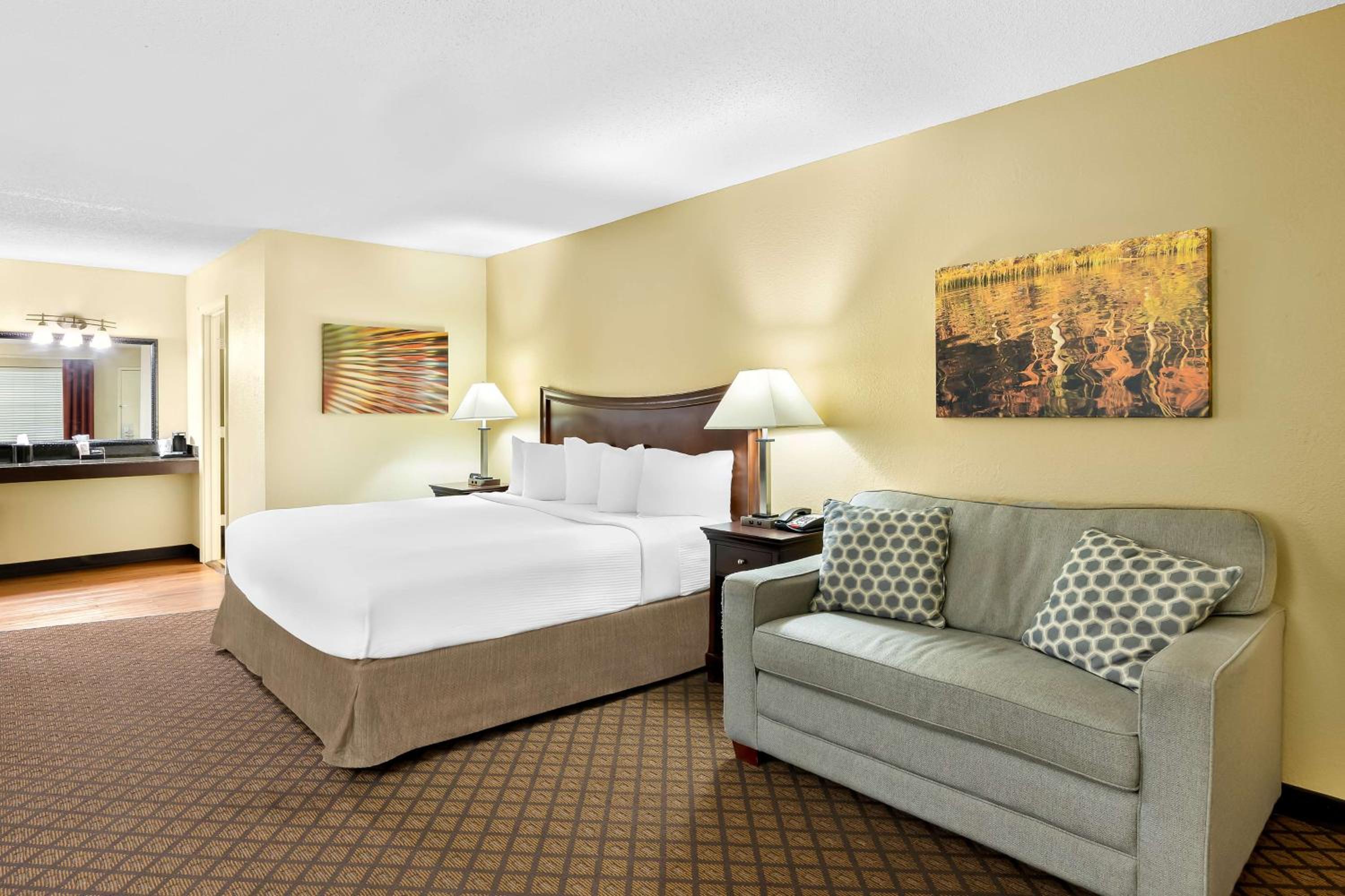 King Room - Disability Access - Photo 2