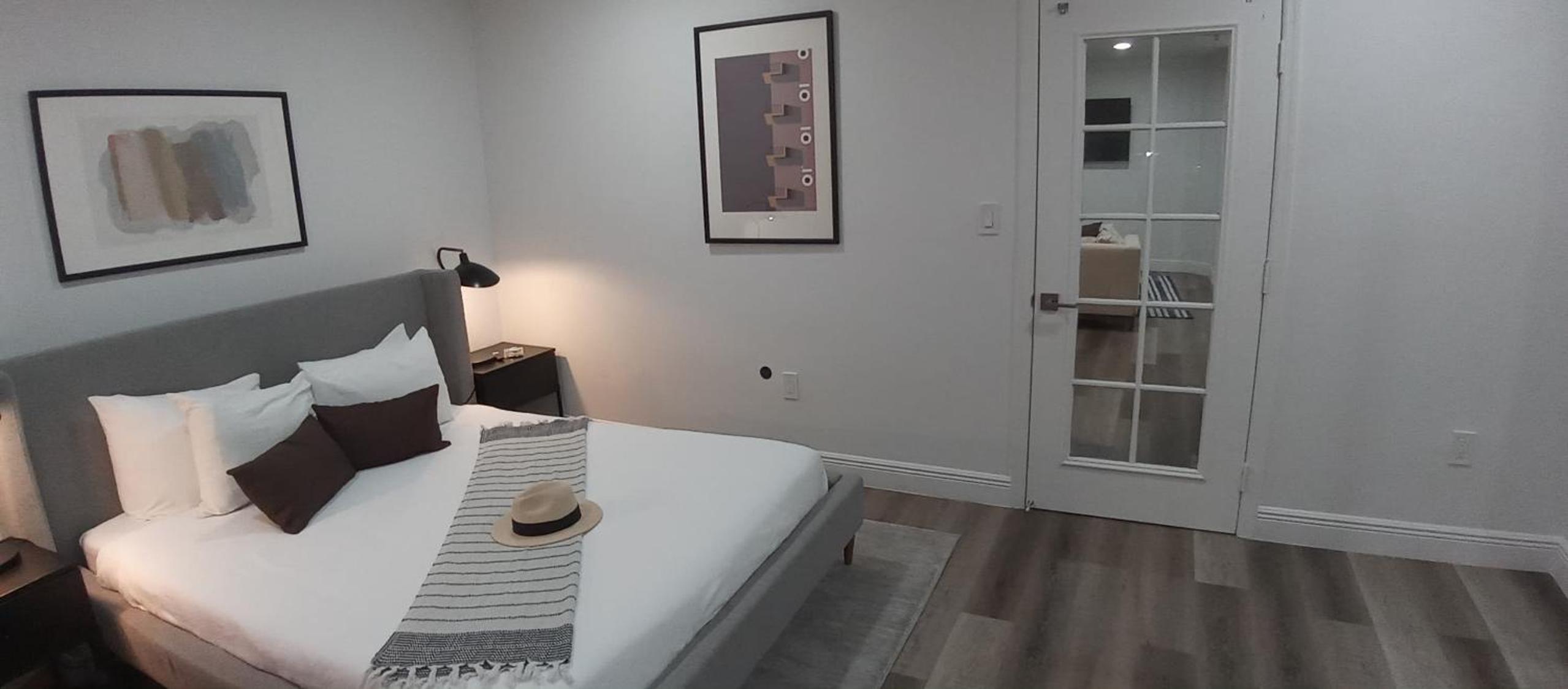 Apartment photo 1